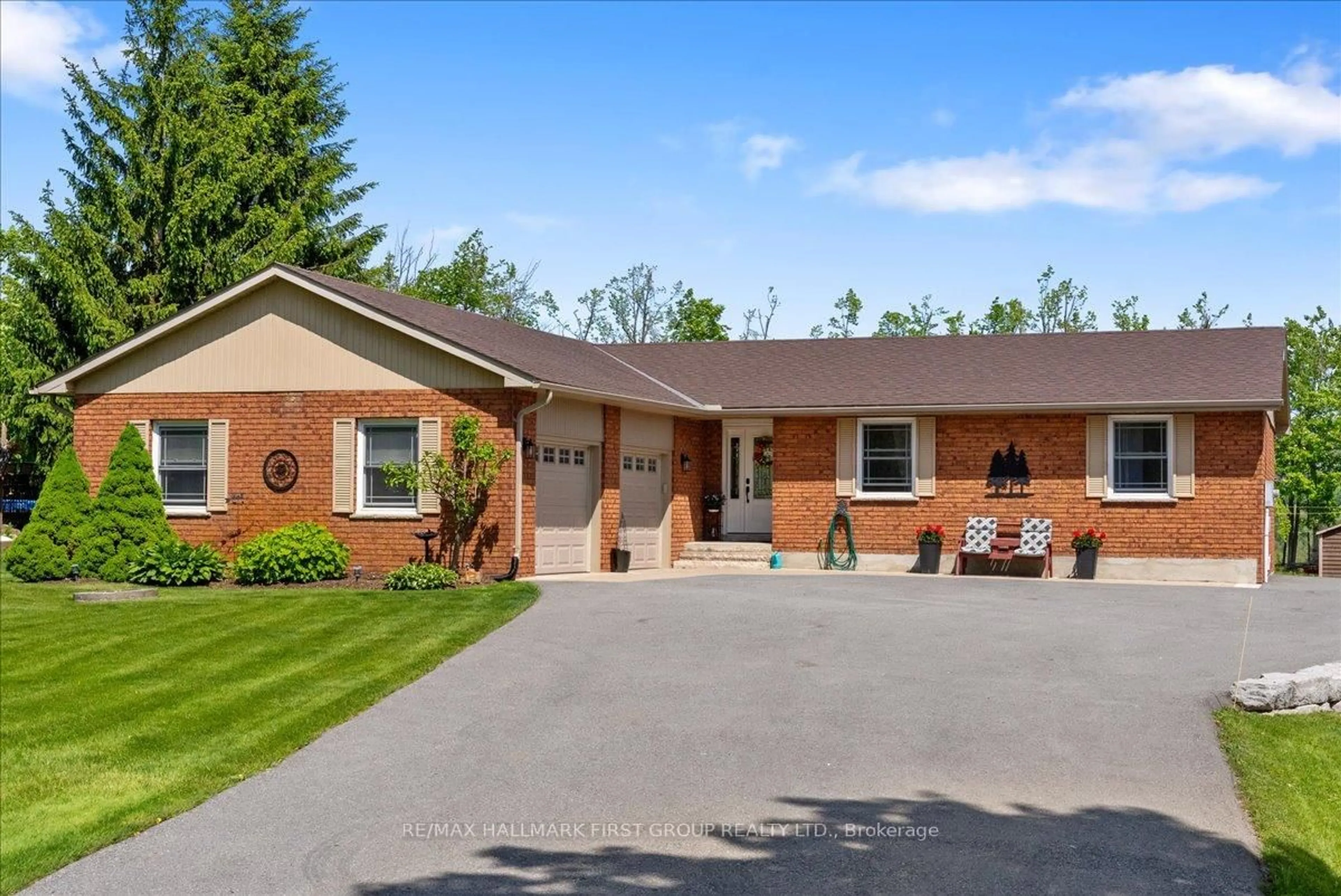 Home with brick exterior material, unknown for 910 Stewart Line, Cavan Monaghan Ontario L0A 1C0