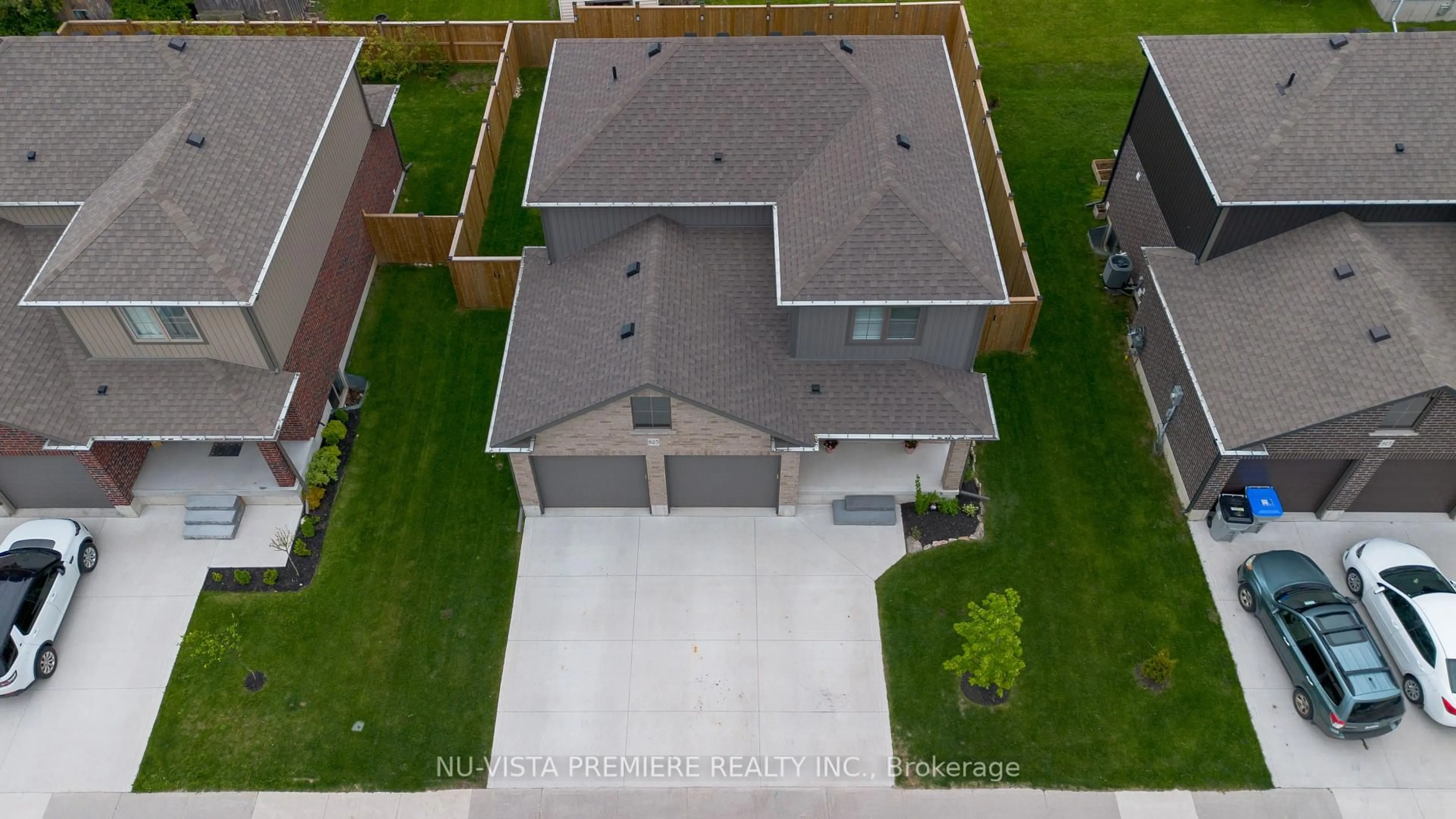 A pic from outside/outdoor area/front of a property/back of a property/a pic from drone, street for 825 Binning St, North Perth Ontario N4W 0J7