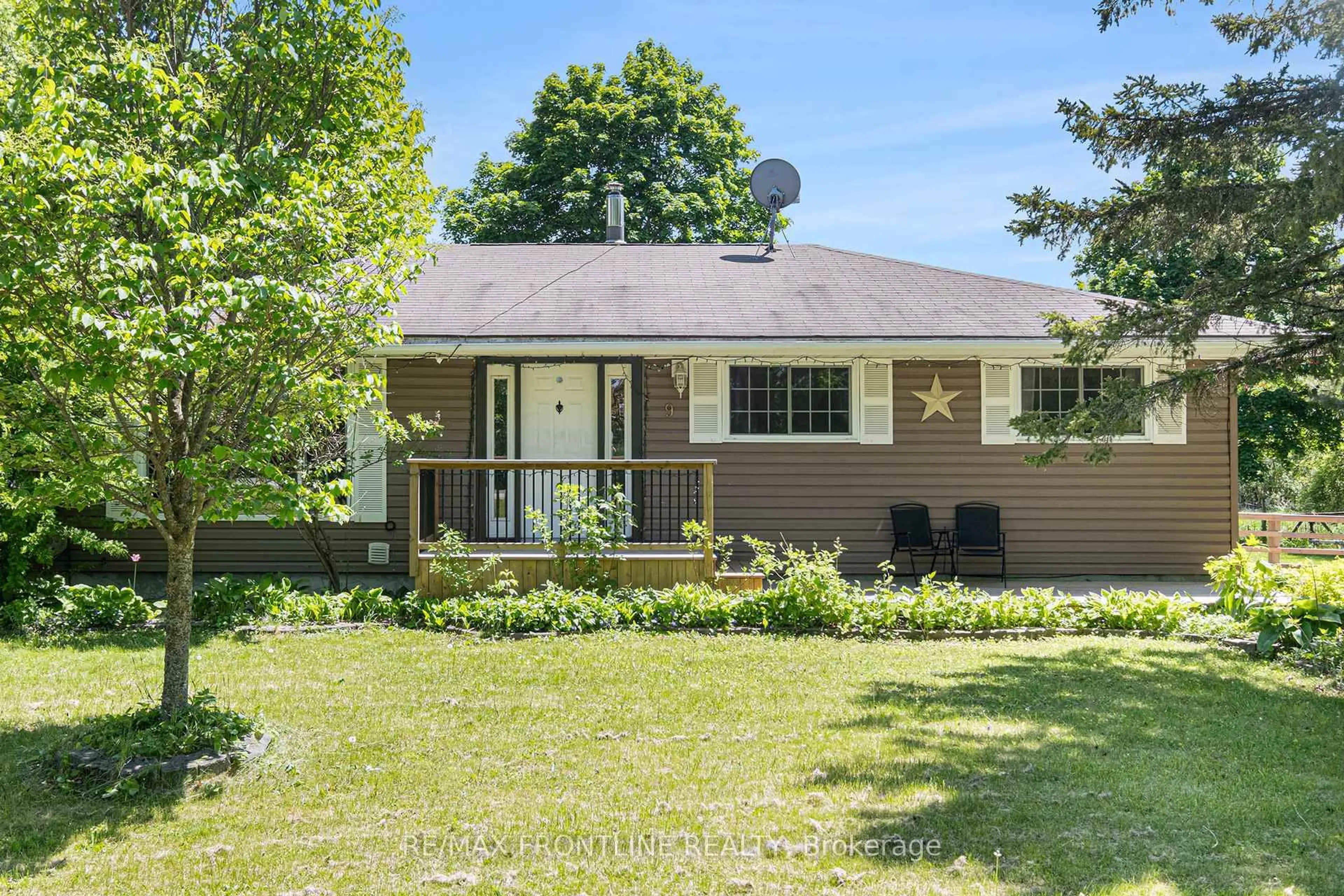 A pic from outside/outdoor area/front of a property/back of a property/a pic from drone, street for 9 Strickland Rd, Rideau Lakes Ontario K0G 1L0