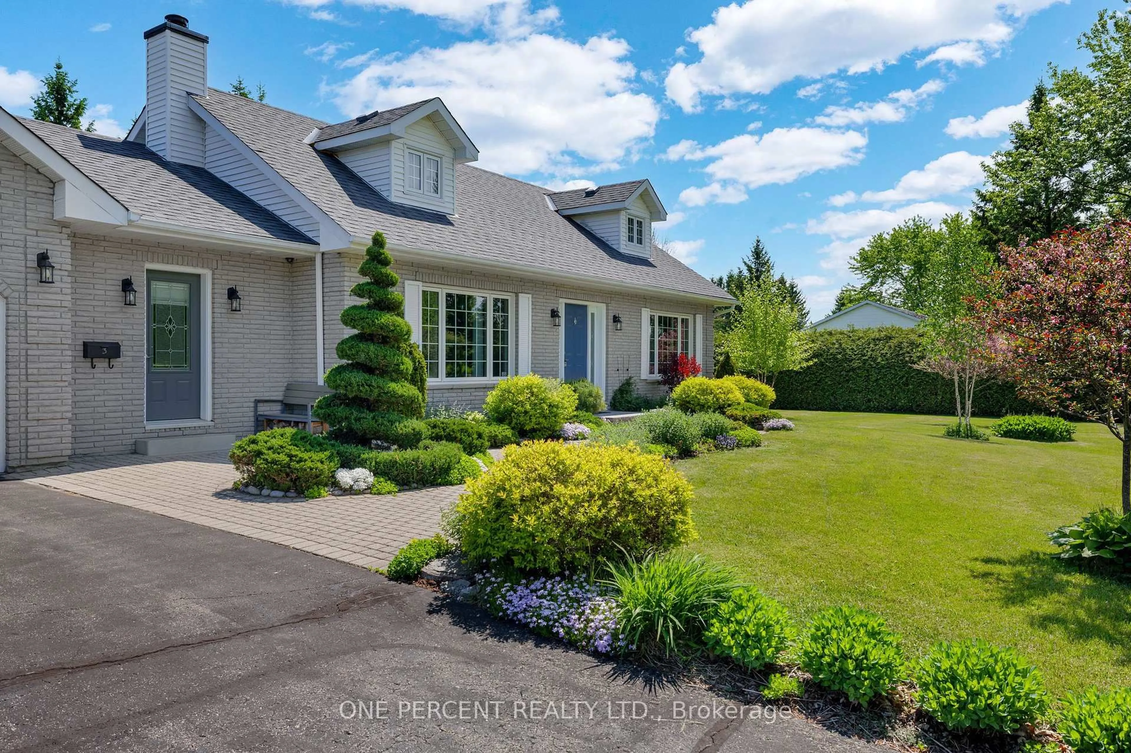 A pic from outside/outdoor area/front of a property/back of a property/a pic from drone, street for 3 Aimee Lane, North Grenville Ontario K0G 1S0
