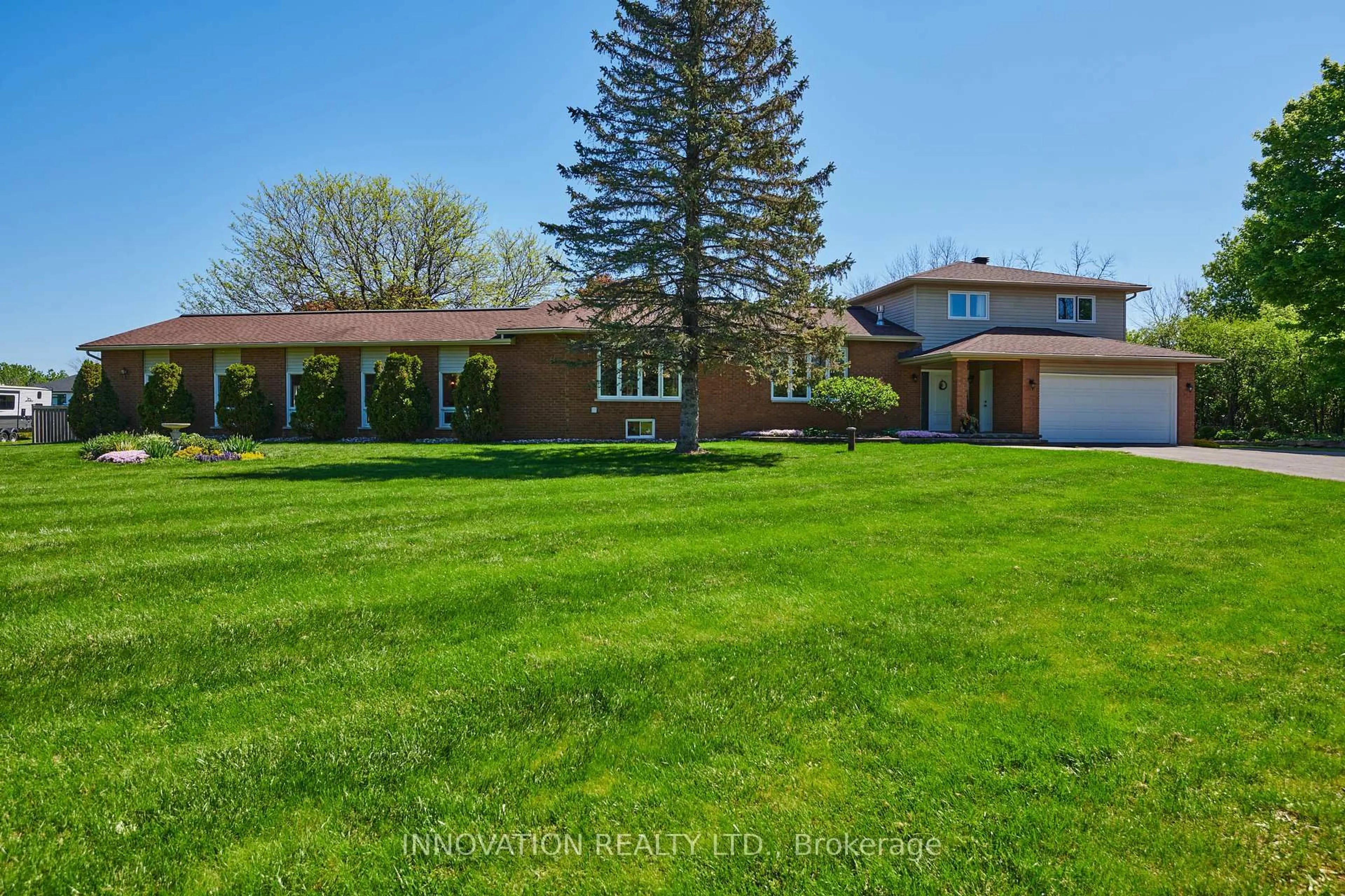 A pic from outside/outdoor area/front of a property/back of a property/a pic from drone, street for 538 Guy Rd, North Grenville Ontario K1K 1B9