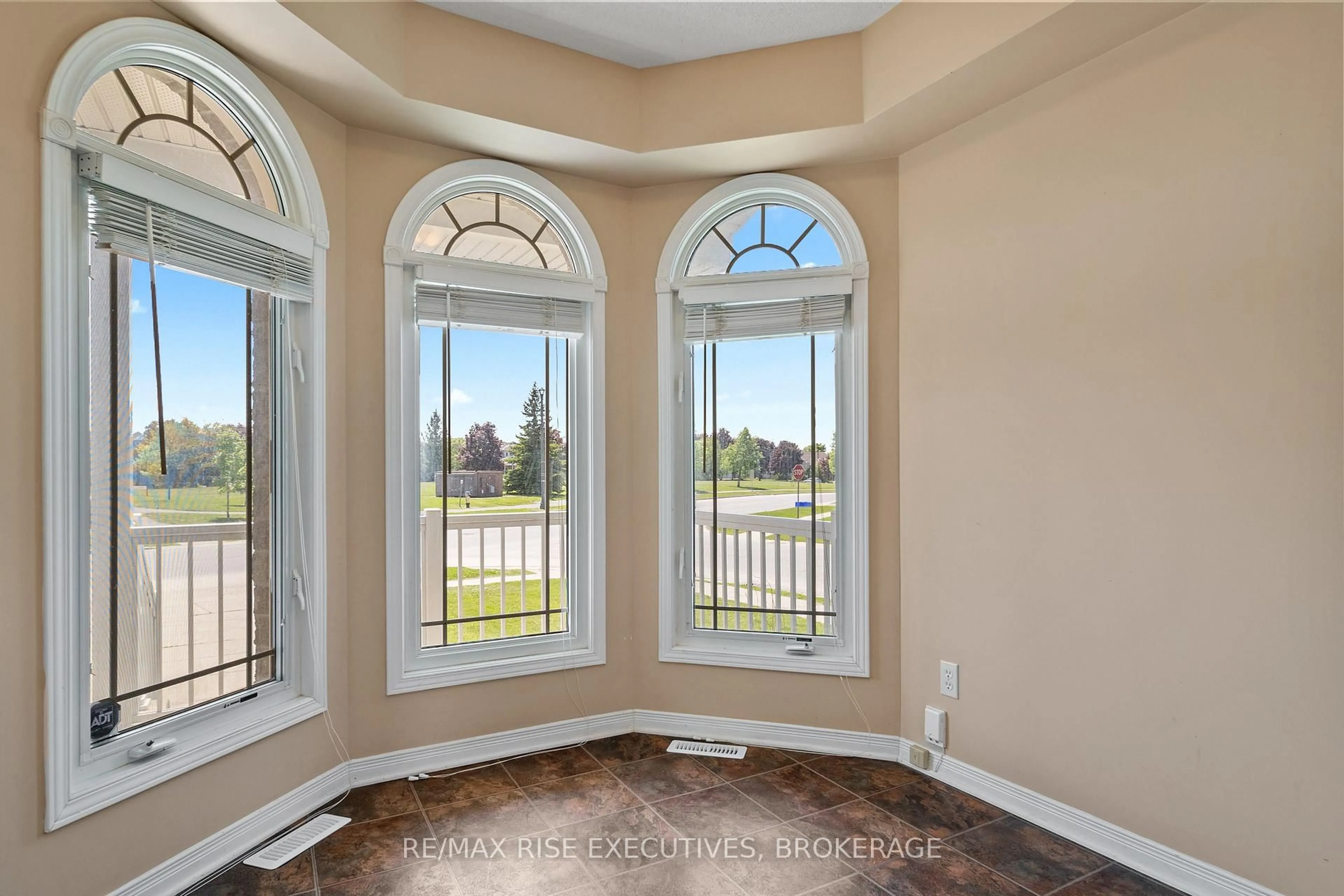 Indoor entryway for 297 Rose Abbey Dr, Kingston Ontario K7K 0A3