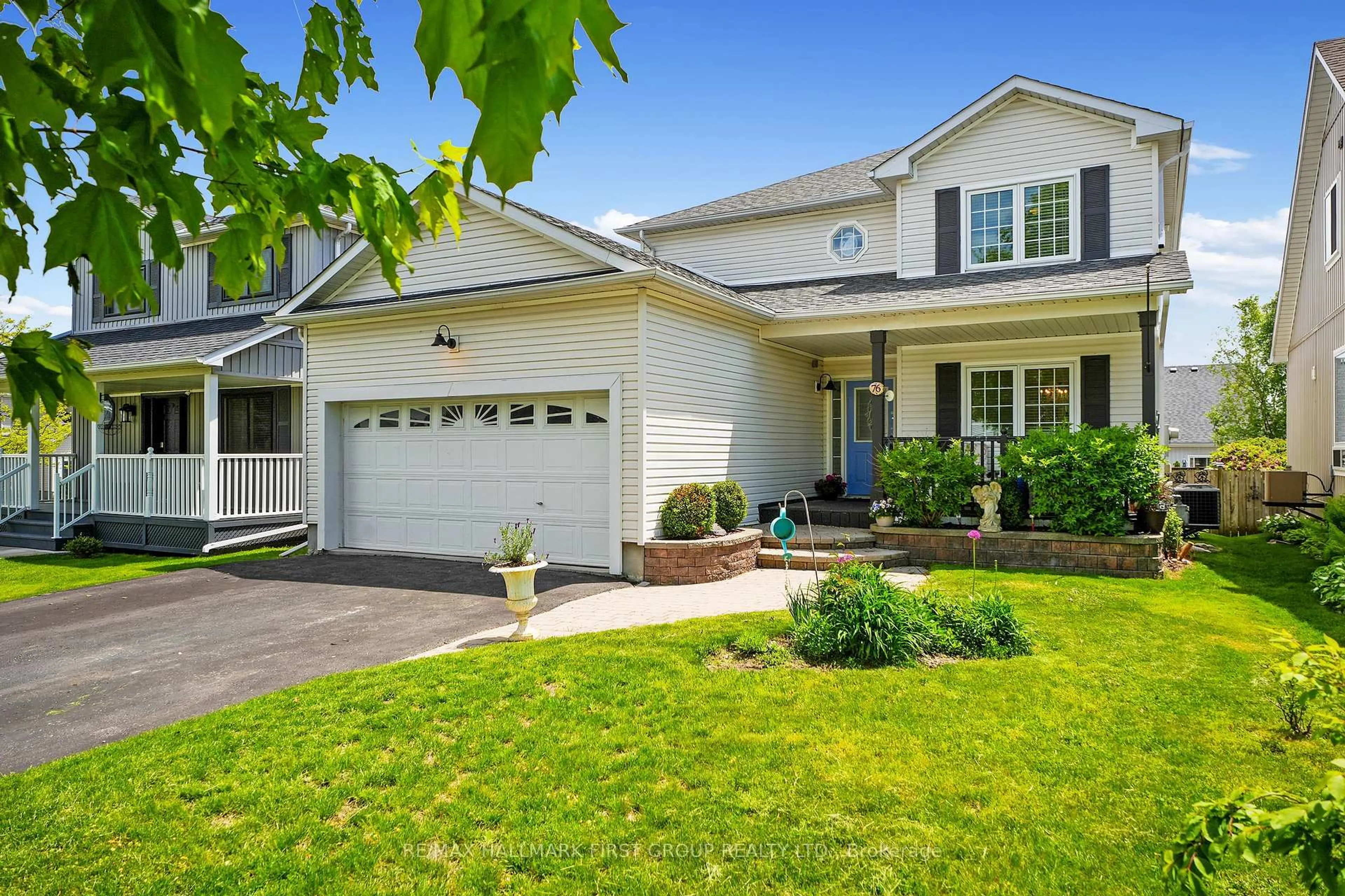 Home with vinyl exterior material, street for 76 Jarvis Dr, Port Hope Ontario L1A 4K5