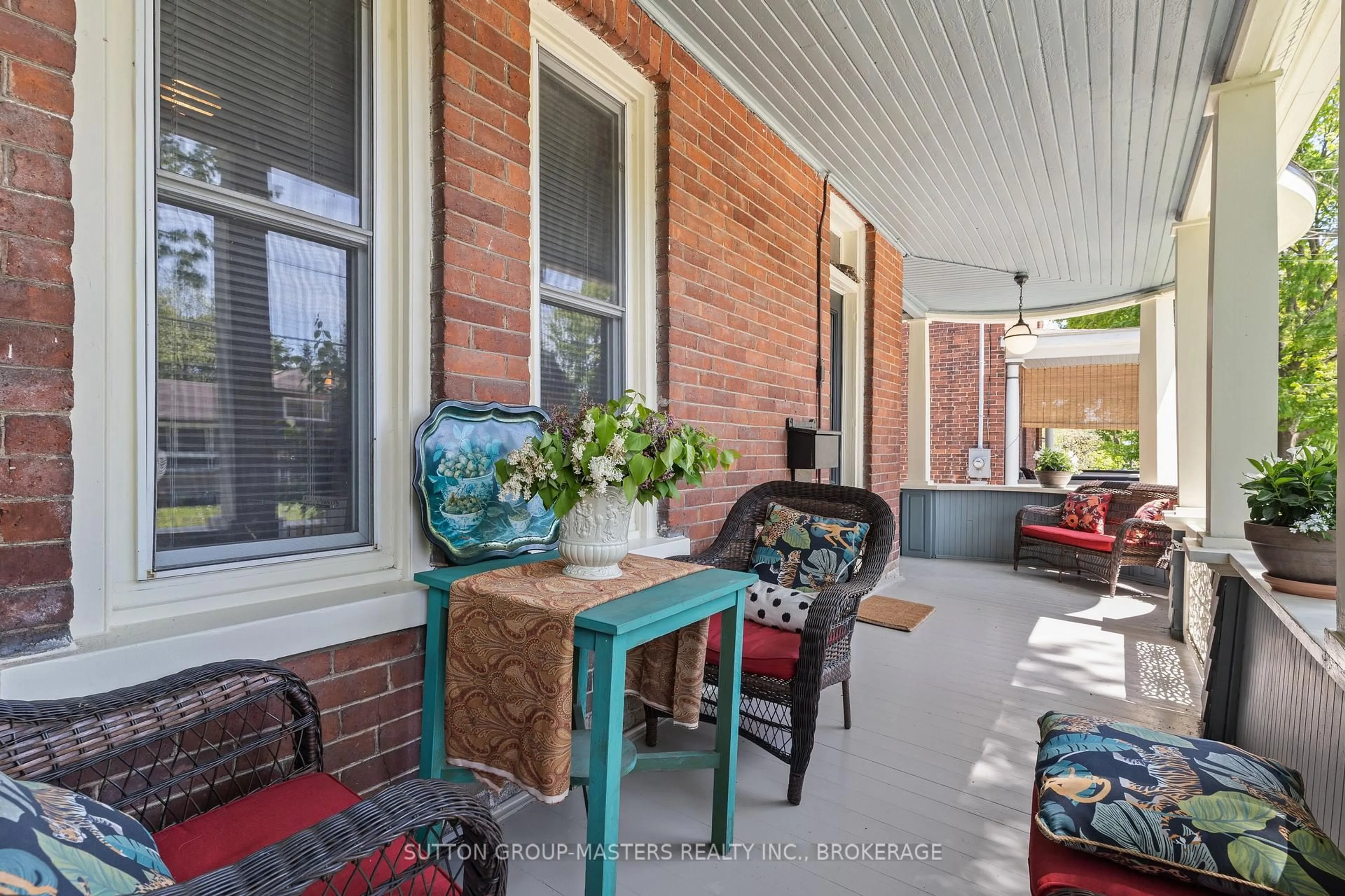 Patio, street for 170 First St, Gananoque Ontario K7G 2J1
