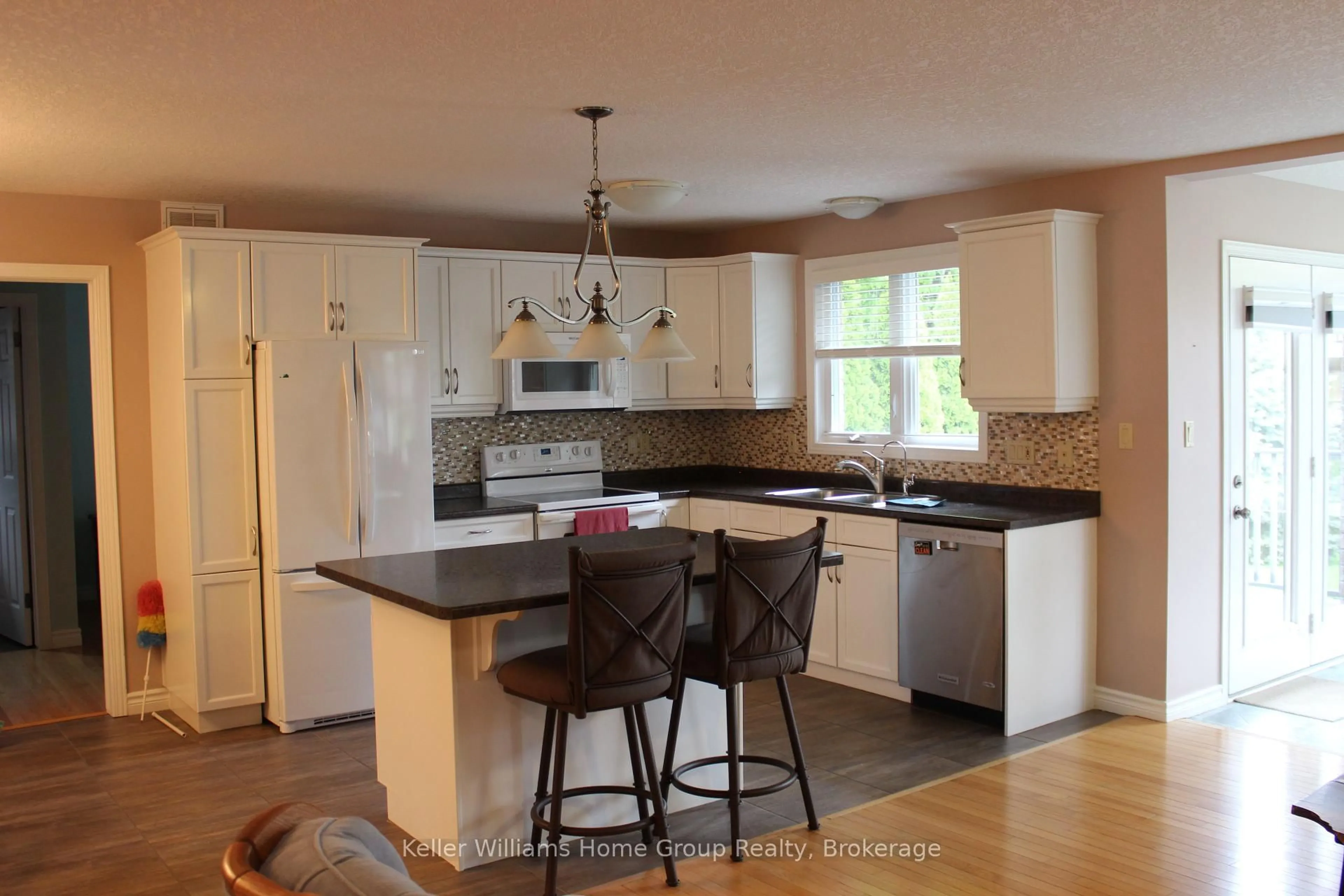 Open concept kitchen, unknown for 72 Stanley Cres, Centre Wellington Ontario N0B 1S0