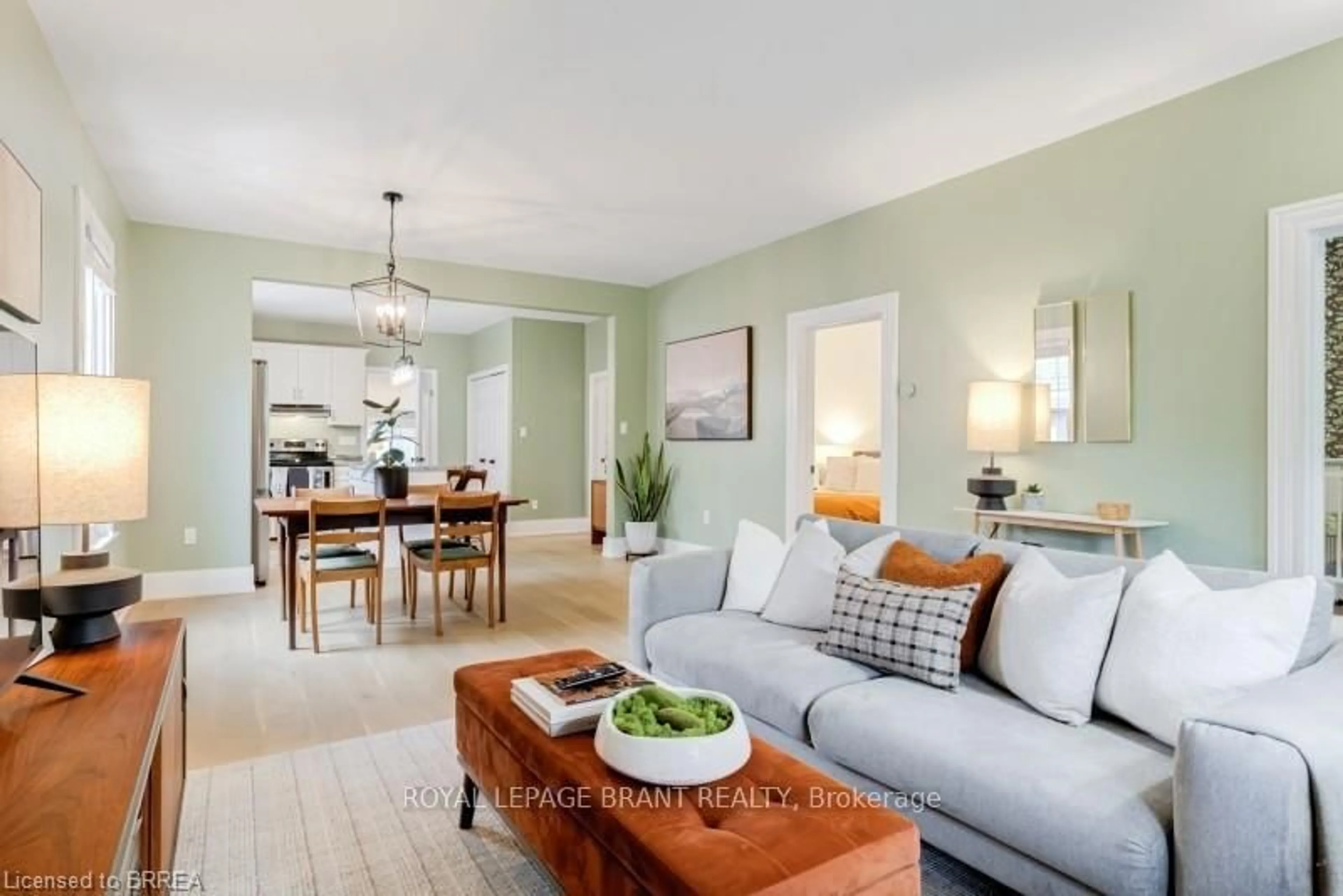 Living room with furniture, unknown for 169 Terrace Hill St, Brantford Ontario N3R 1G5