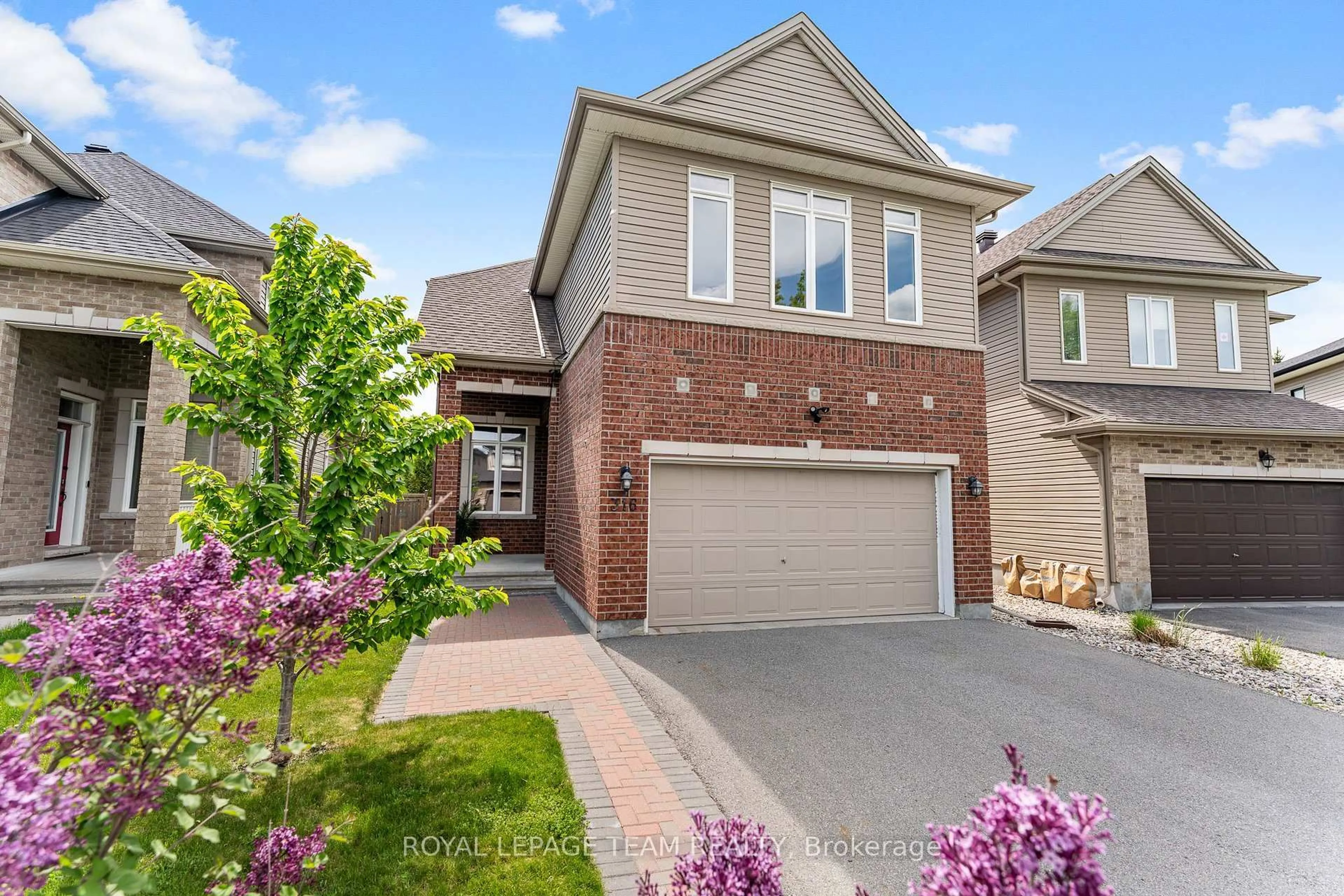 Home with brick exterior material, street for 316 Sugar Pine Cres, Kanata Ontario K2M 0B1