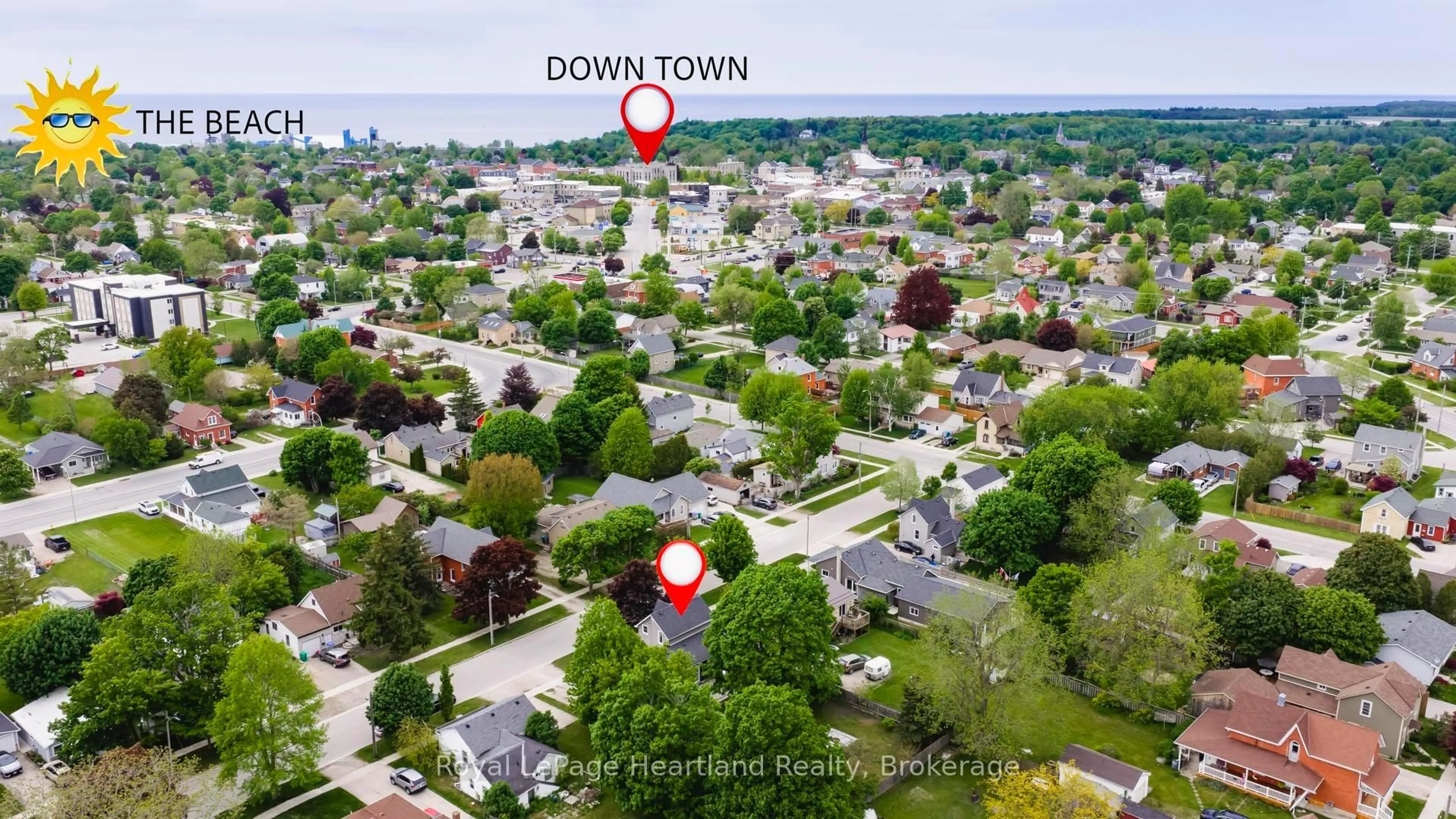 A pic from outside/outdoor area/front of a property/back of a property/a pic from drone, unknown for 137 Palmerston St, Goderich Ontario N7A 3E7