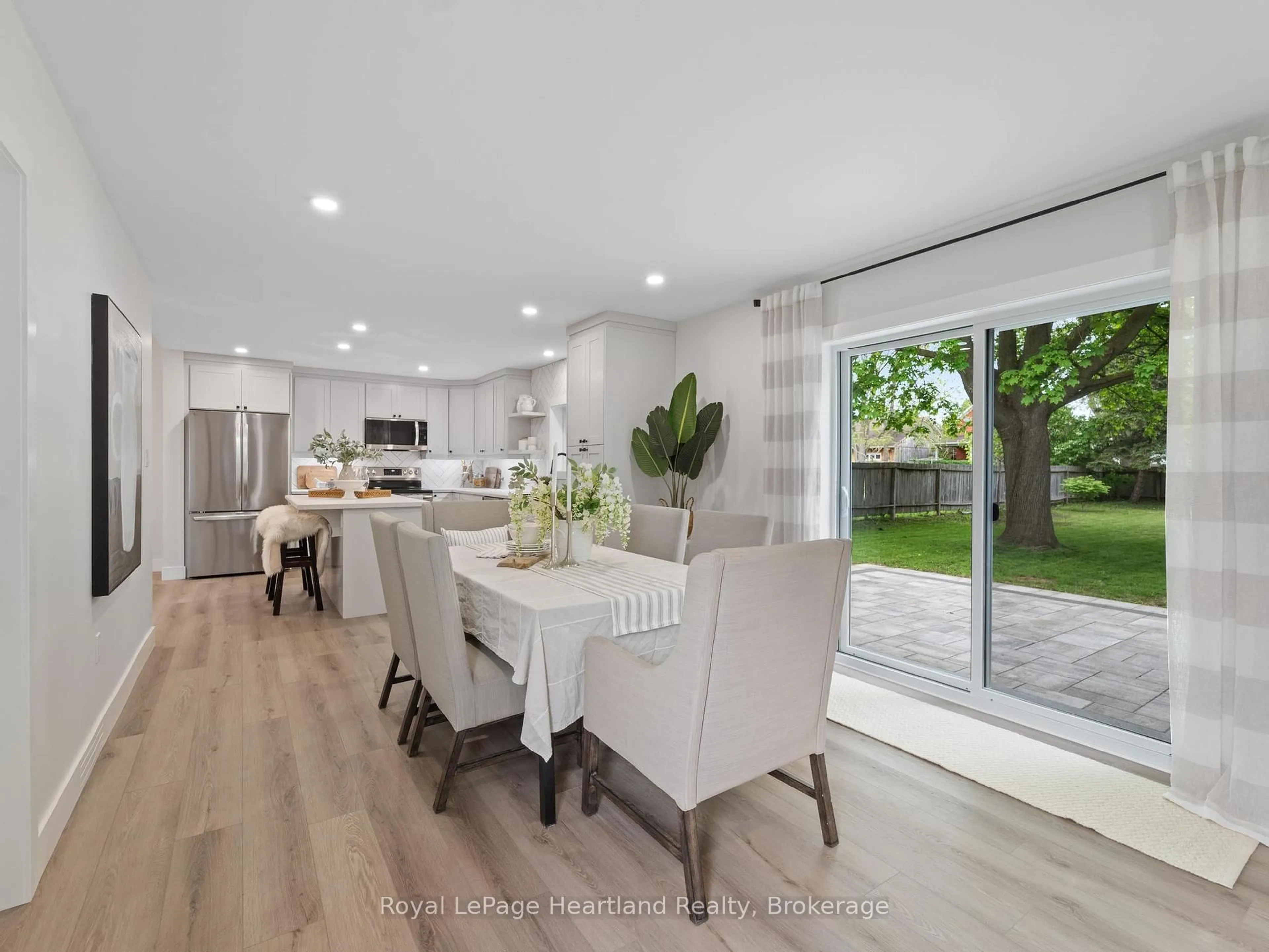 Open concept kitchen, unknown for 137 Palmerston St, Goderich Ontario N7A 3E7