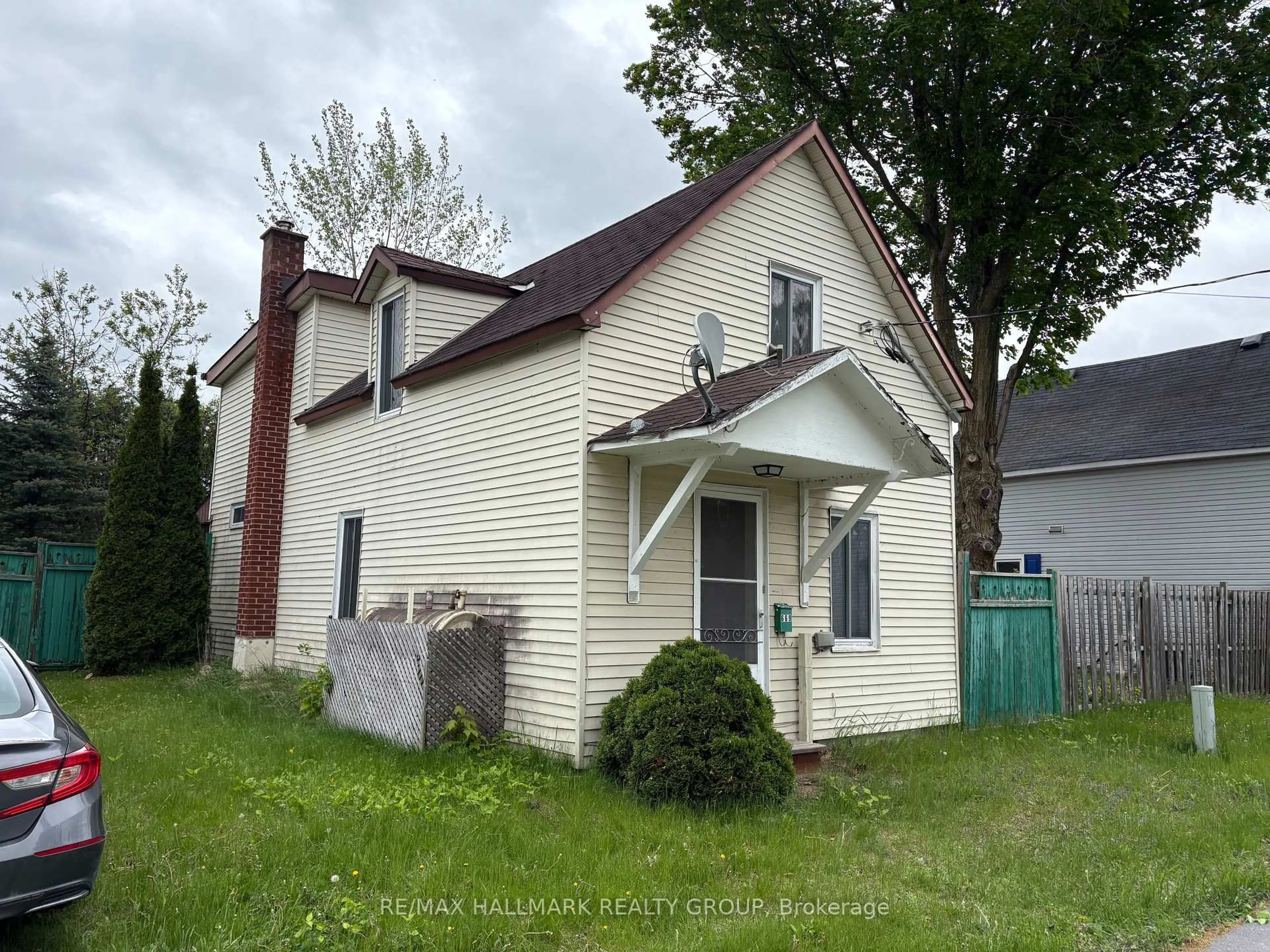 Unknown for 669 Victor St, Clarence-Rockland Ontario K4K 1E4