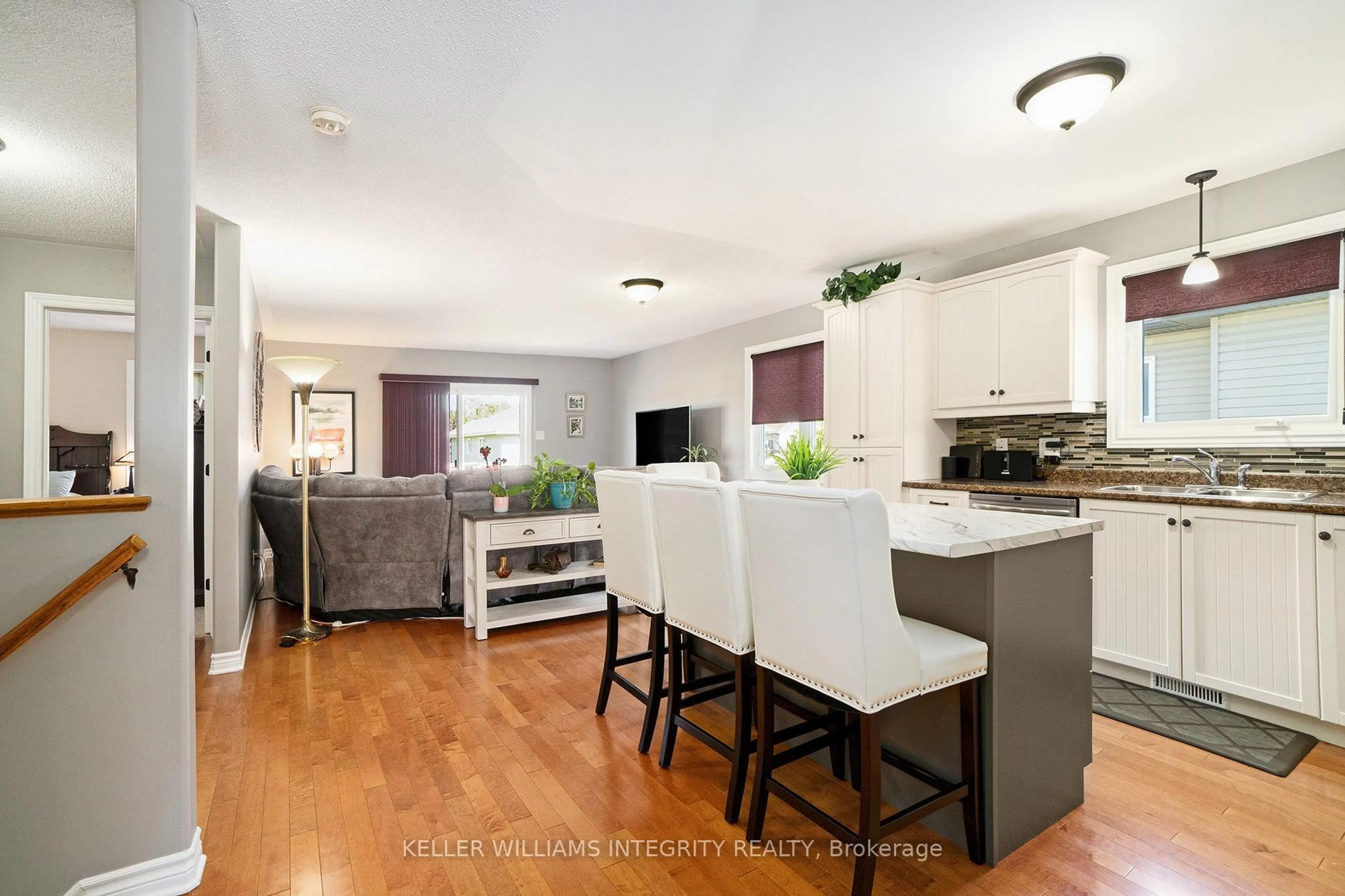 Open concept kitchen, wood/laminate floor for 44 Lee Ave, Smiths Falls Ontario K7A 0A2