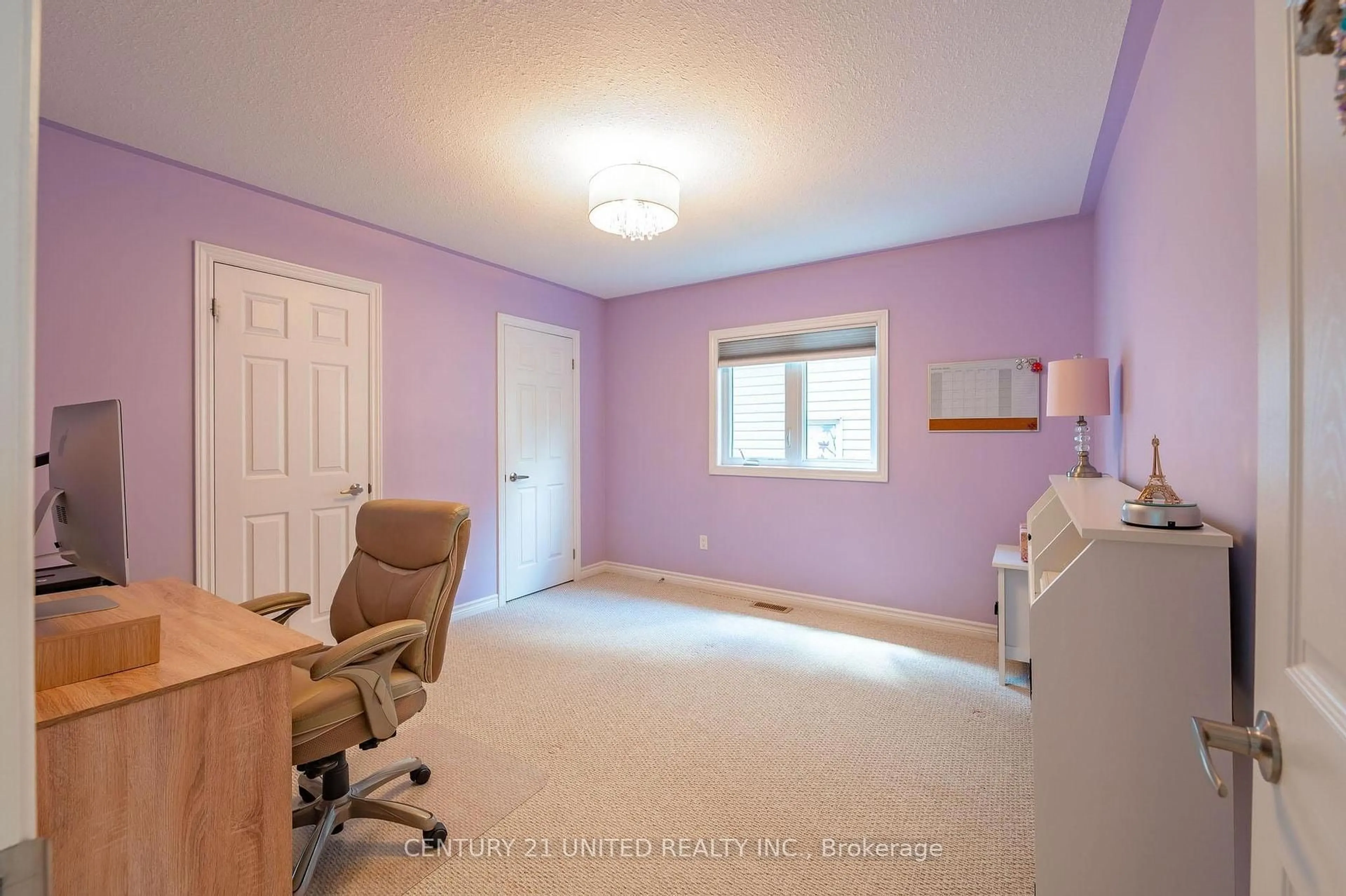 A pic of a room for 451 Raymond St, Peterborough North Ontario K9H 7P3