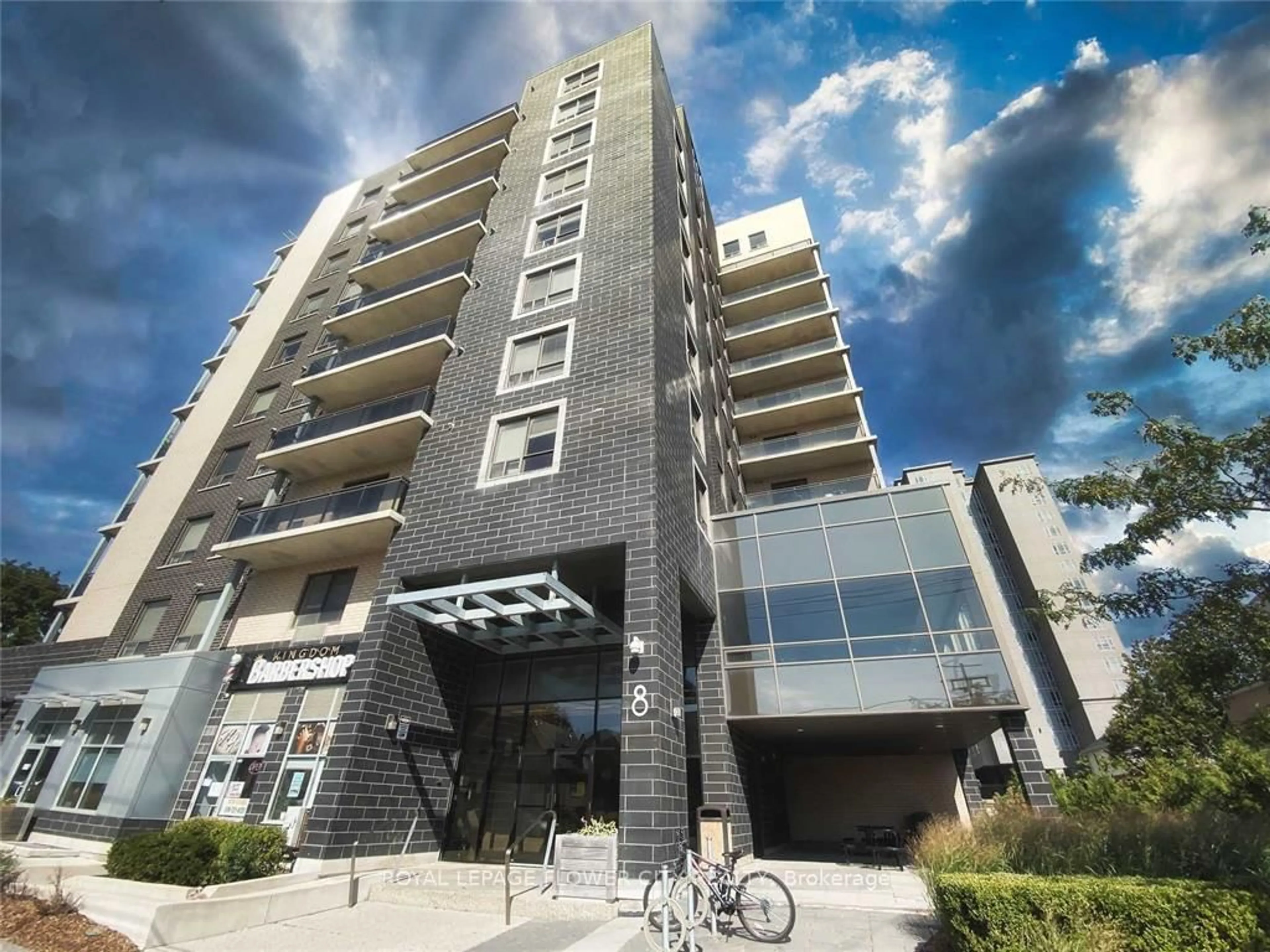 Unknown for 8 Hickory St #703, Waterloo Ontario N2L 3H6