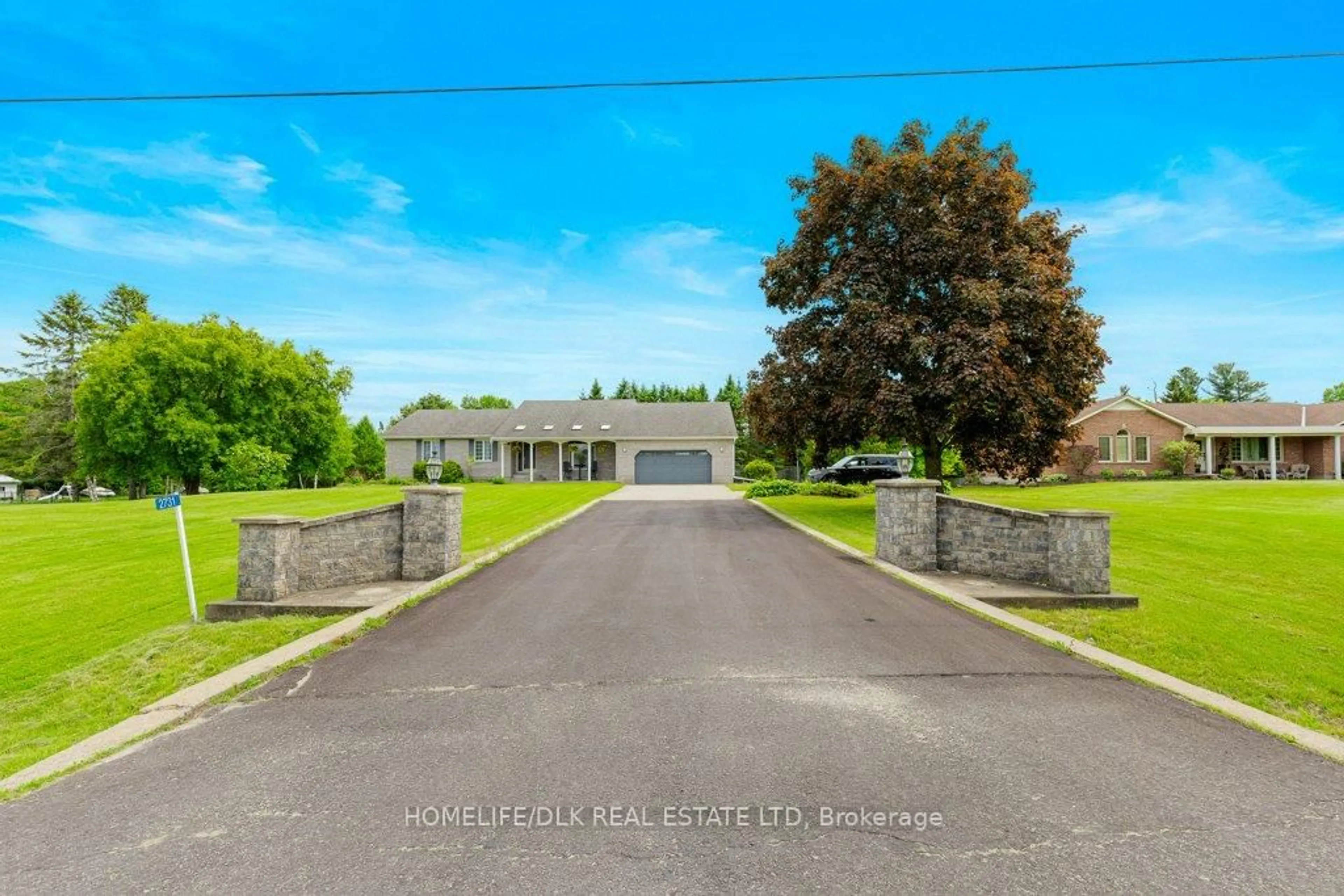 A pic from outside/outdoor area/front of a property/back of a property/a pic from drone, unknown for 2731 Mcintosh Rd, Augusta Ontario K0E 1T0