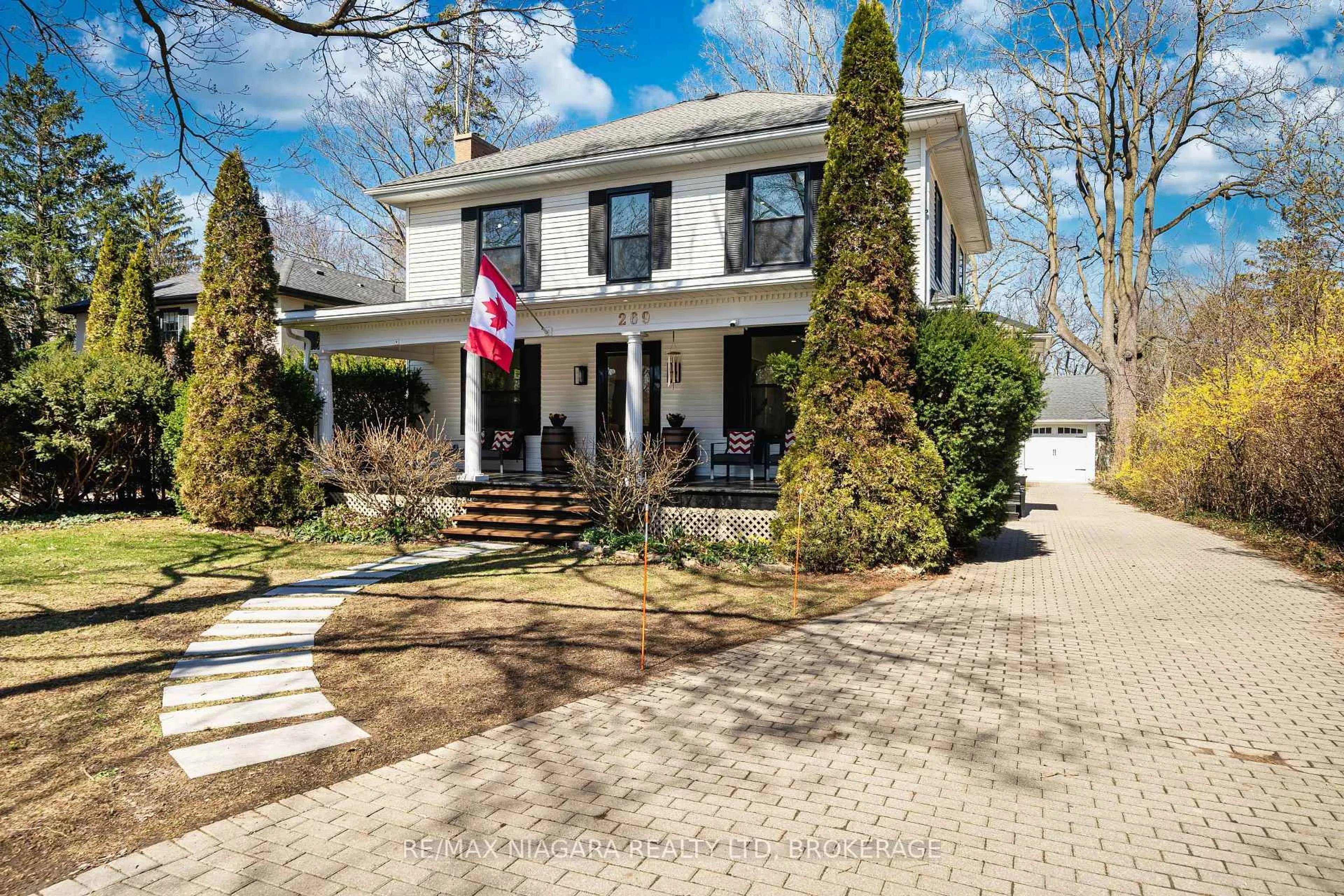 Home with brick exterior material, street for 269 KING St, Niagara-on-the-Lake Ontario L0S 1J0