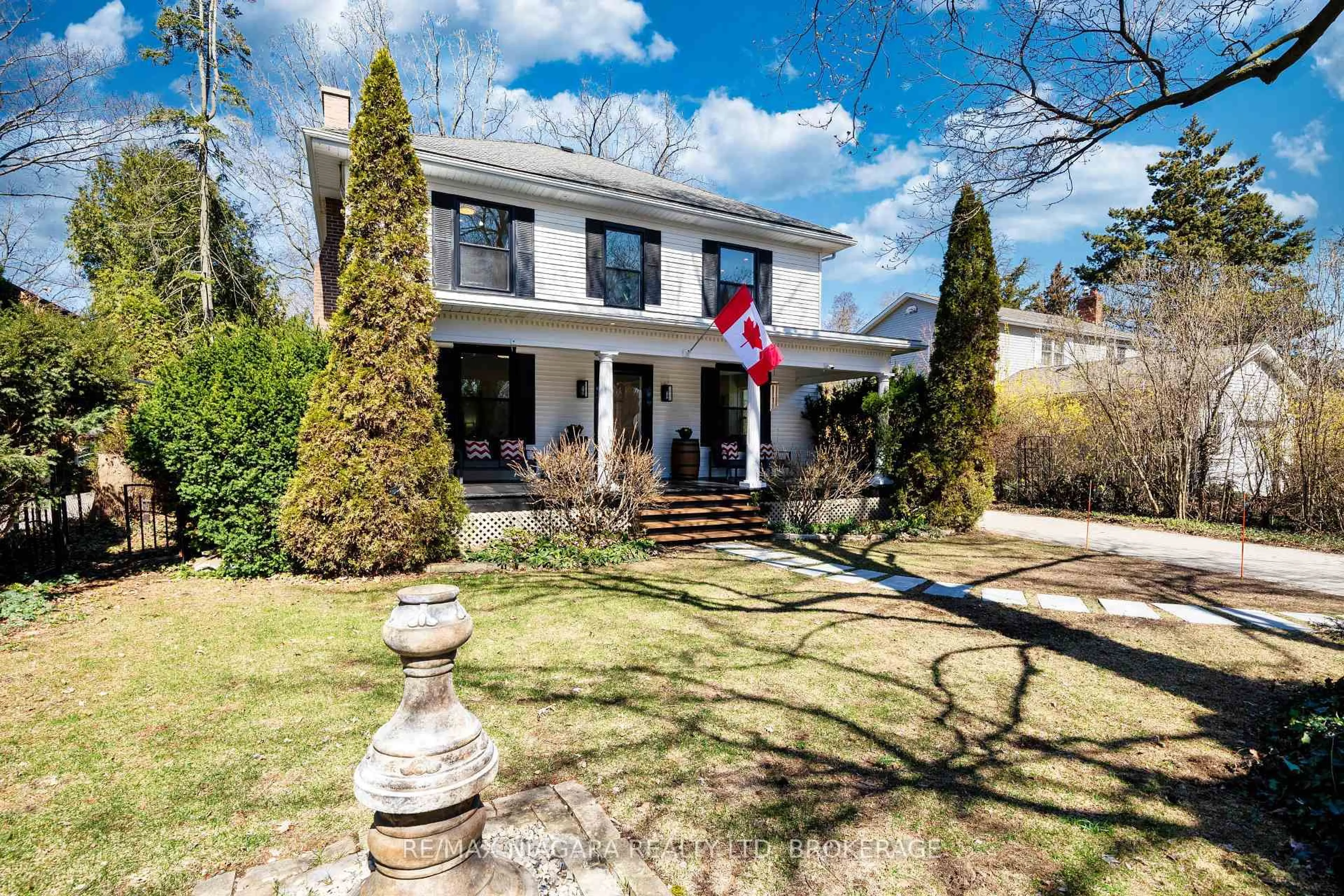 Unknown for 269 KING St, Niagara-on-the-Lake Ontario L0S 1J0