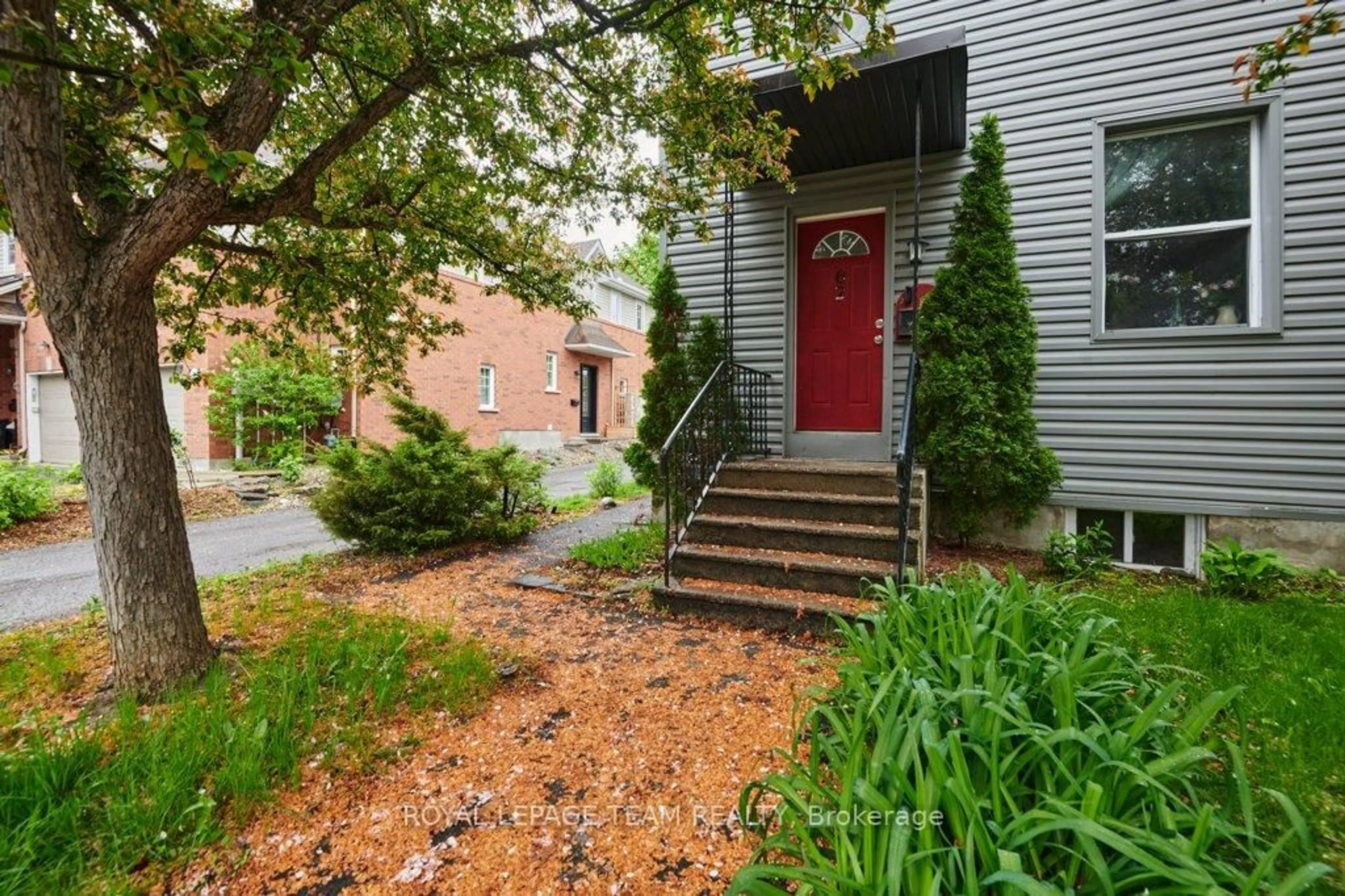 Home with brick exterior material, street for 62 Laurel St, Ottawa Ontario K1Y 3E2
