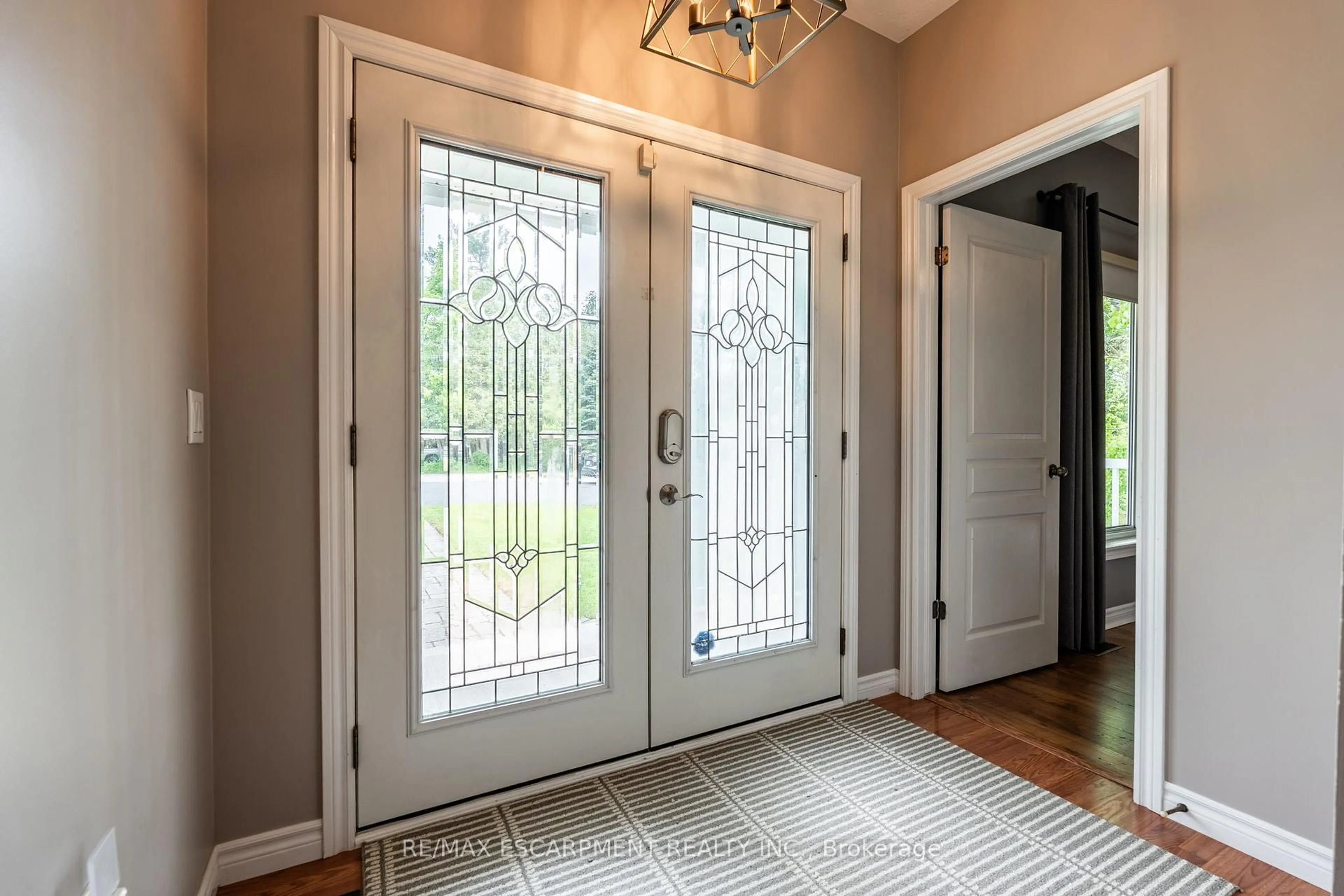 Indoor entryway for 1323 8TH Concession Rd, Hamilton Ontario N0B 2J0