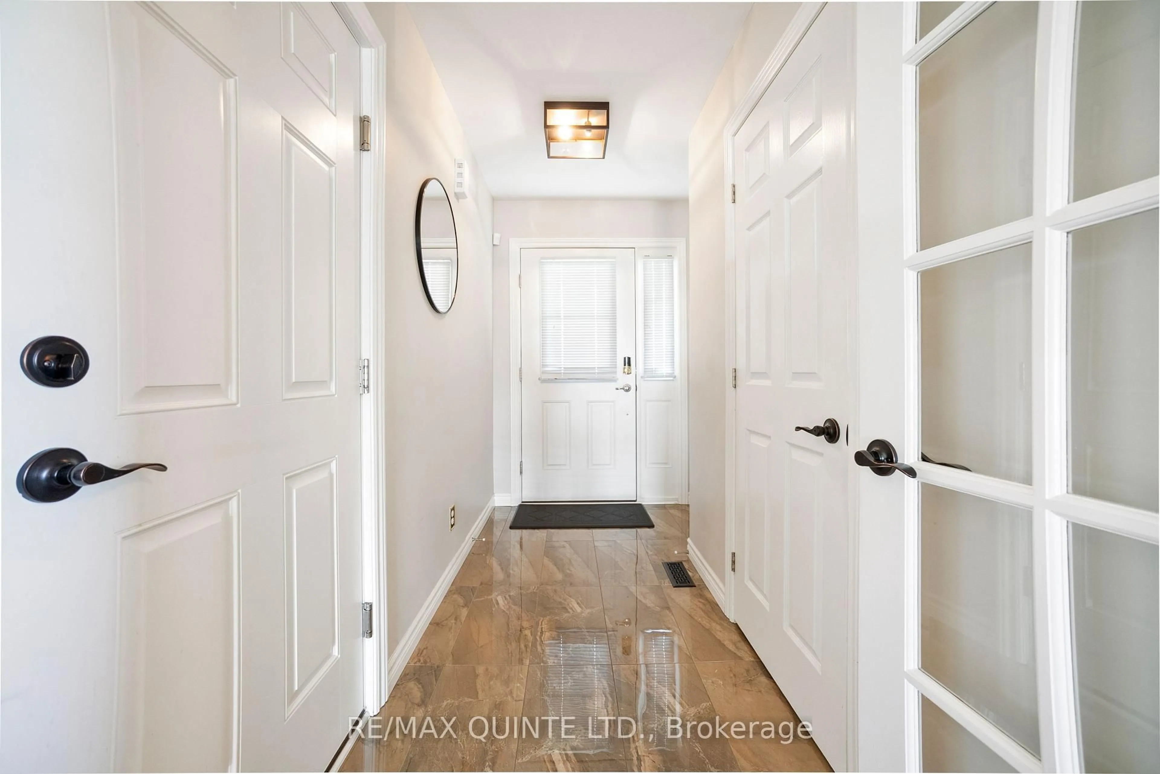 Indoor entryway for 43 Mountain Ash Dr, Belleville Ontario K8N 4Z5