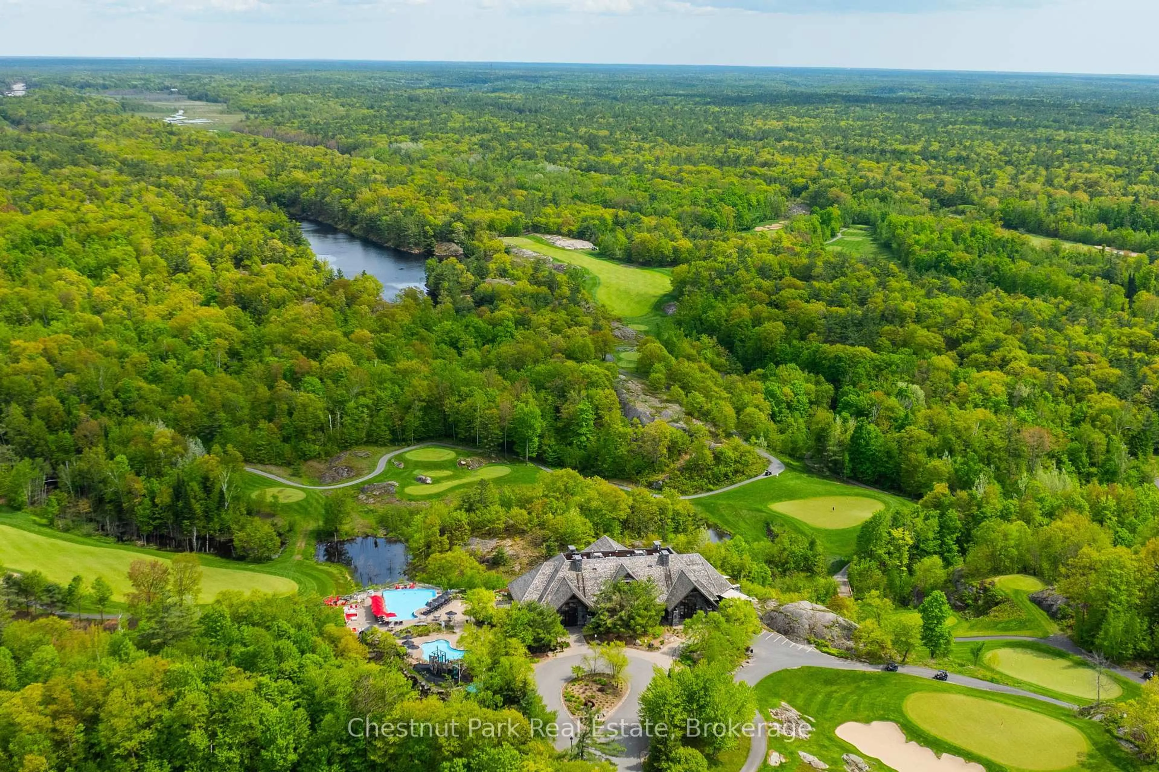 A pic from outside/outdoor area/front of a property/back of a property/a pic from drone, water/lake/river/ocean view for 61 Rockmount Cres, Gravenhurst Ontario P1P 0A6