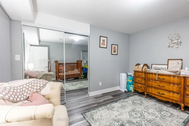 Additional property image - 219 Humphrey St