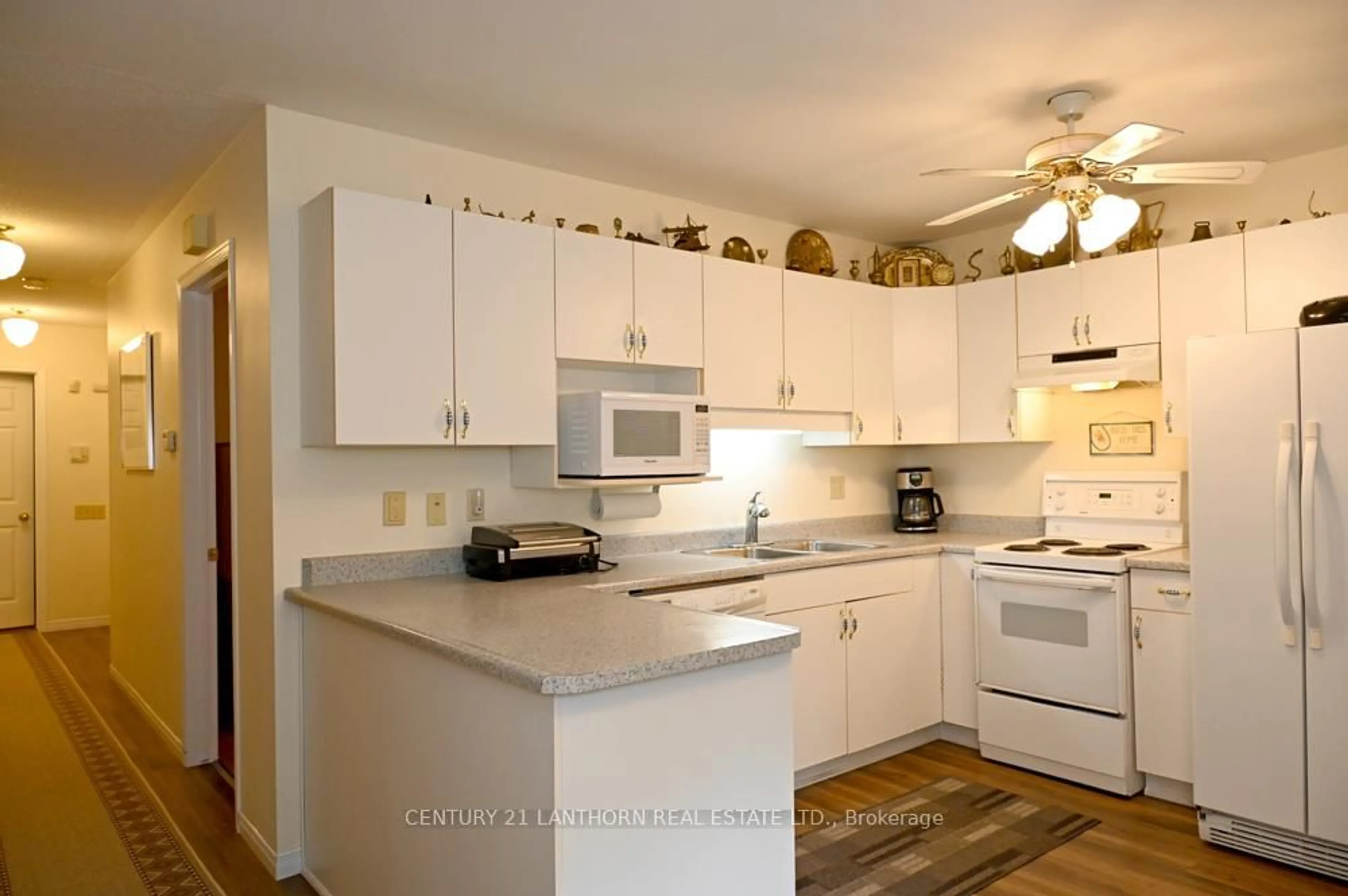 Standard kitchen, unknown for 1 Reynolds Pl, Prince Edward County Ontario K0K 3L0