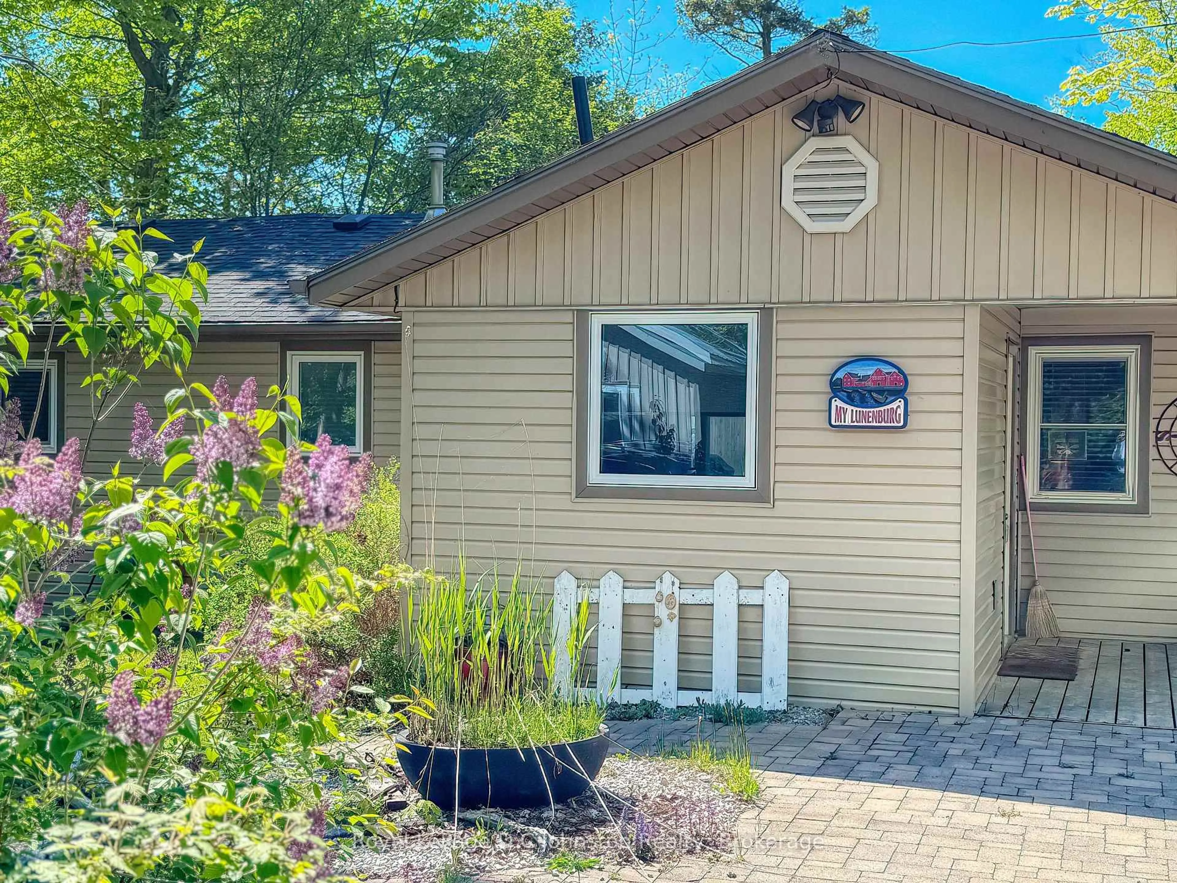 Unknown for 235 Bruce Rd. 13 Rd, Native Leased Lands Ontario N0H 2L0