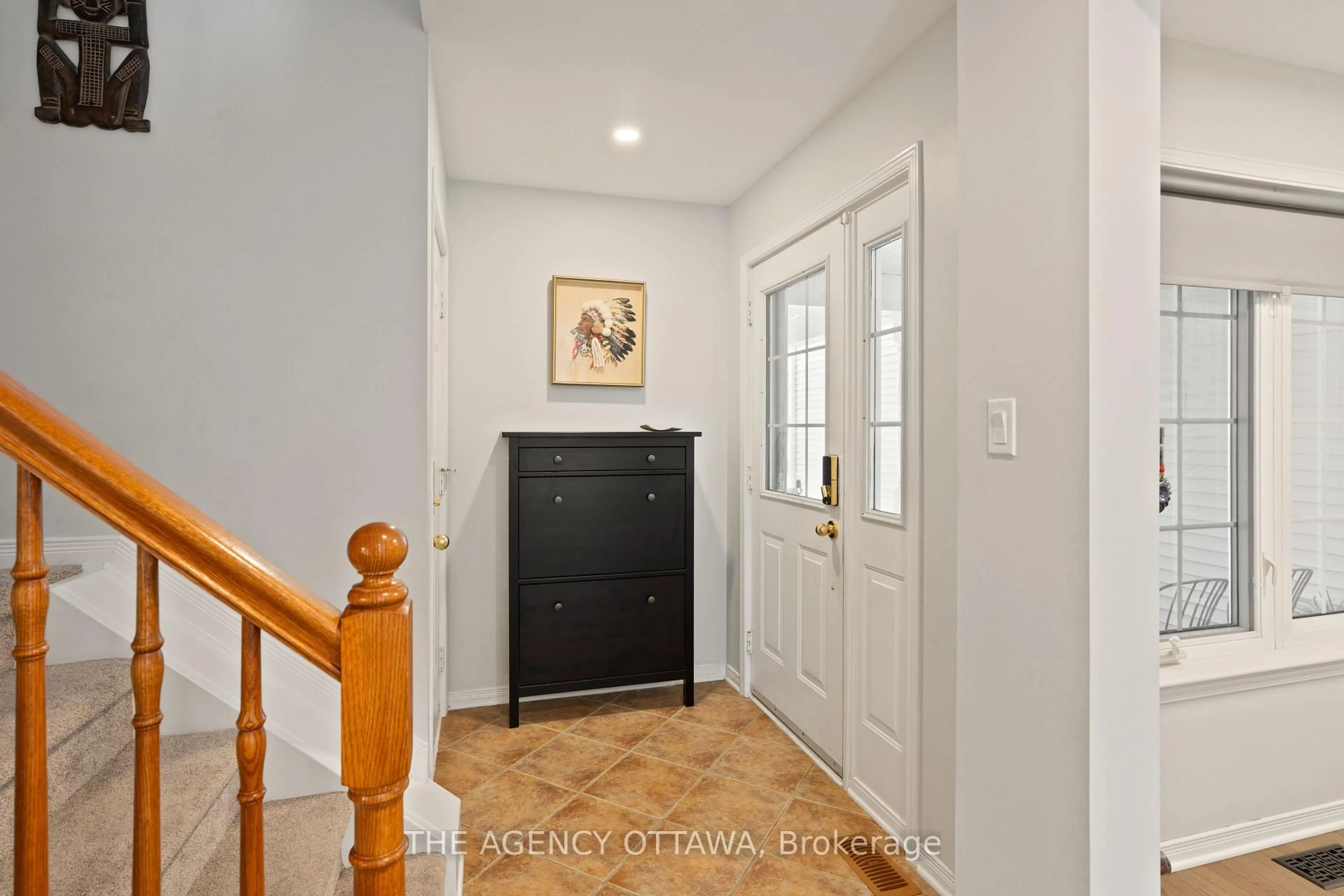 Indoor entryway for 42 Kirkstone Private, Ottawa Ontario K2J 5E7