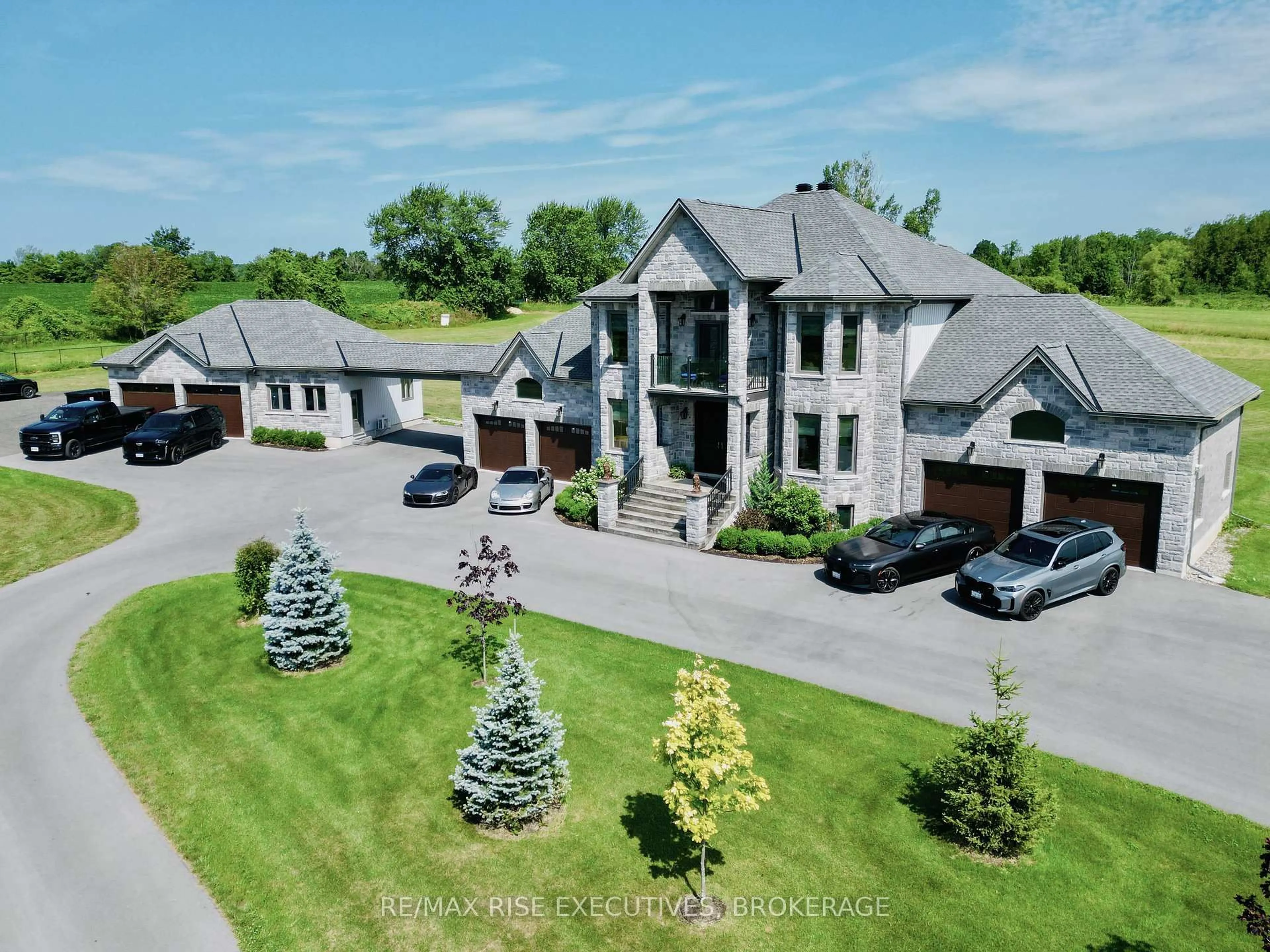 A pic from outside/outdoor area/front of a property/back of a property/a pic from drone, unknown for 78 Aragon Rd, Kingston Ontario K0H 1S0
