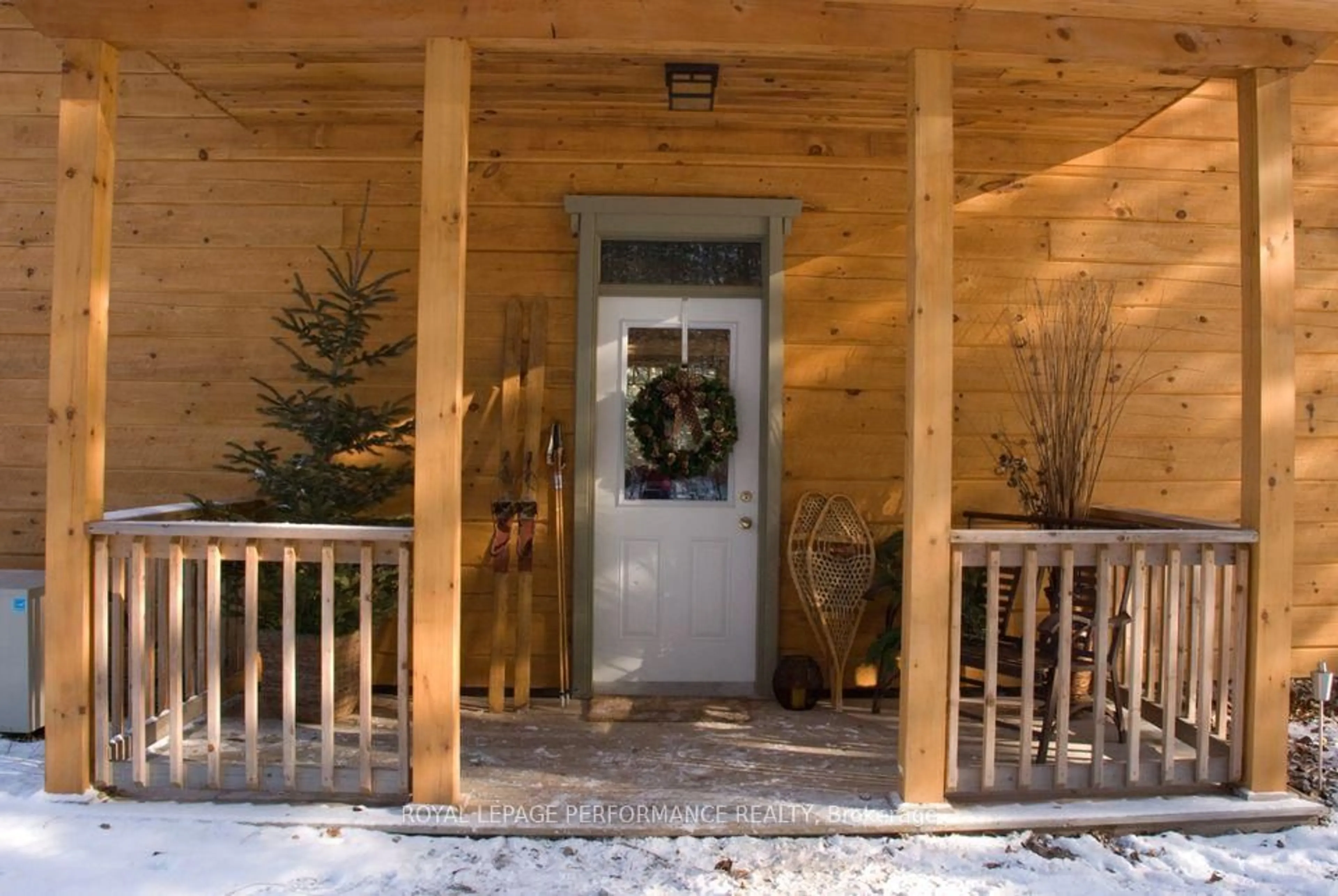 Indoor entryway for 282B Presquile Tr, Foresters Falls Ontario K0J 1V0