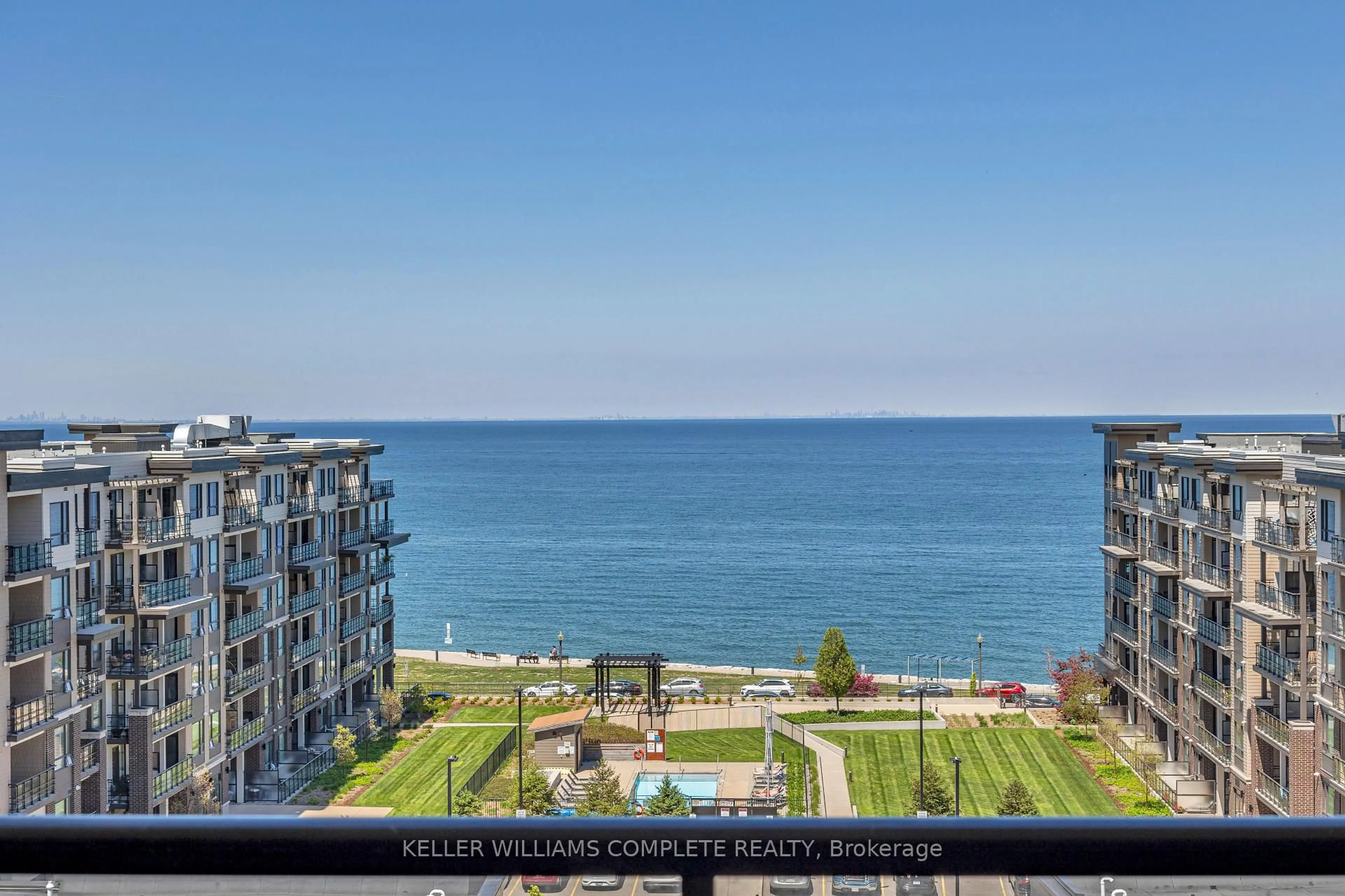 Balcony in the apartment, water/lake/river/ocean view for 385 WINSTON Rd #707, Grimsby Ontario L3M 4E8