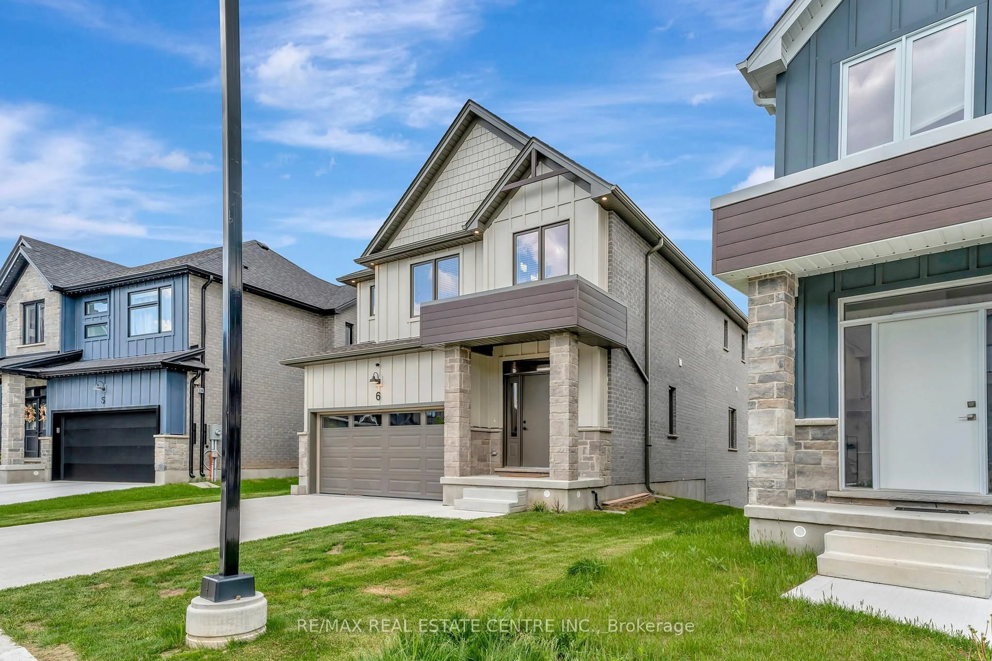 Unknown for 32 Faith St #6, Cambridge Ontario N1T 0E8