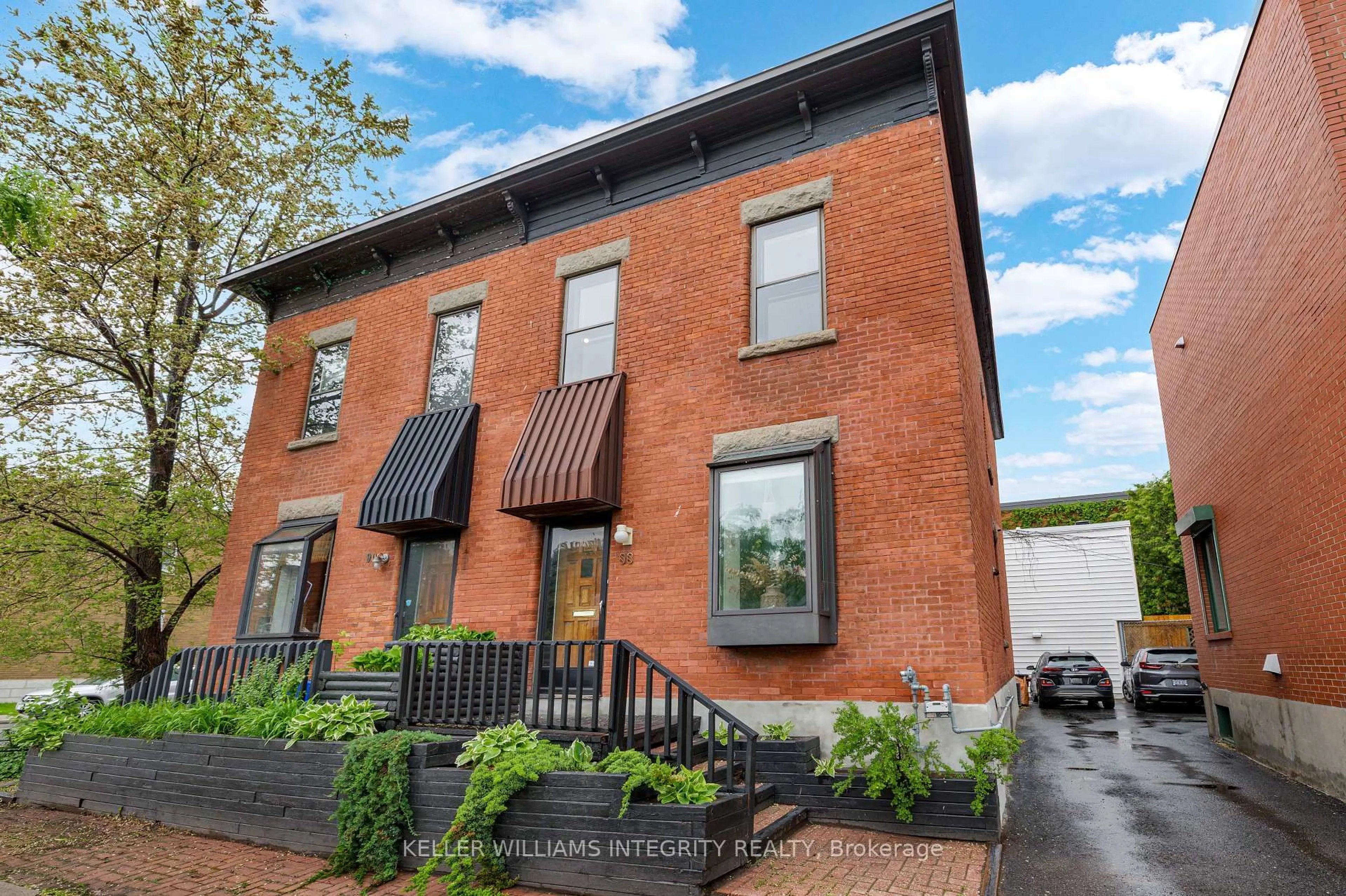 Home with brick exterior material, street for 88 King Edward Ave, Ottawa Ontario K1N 7K7