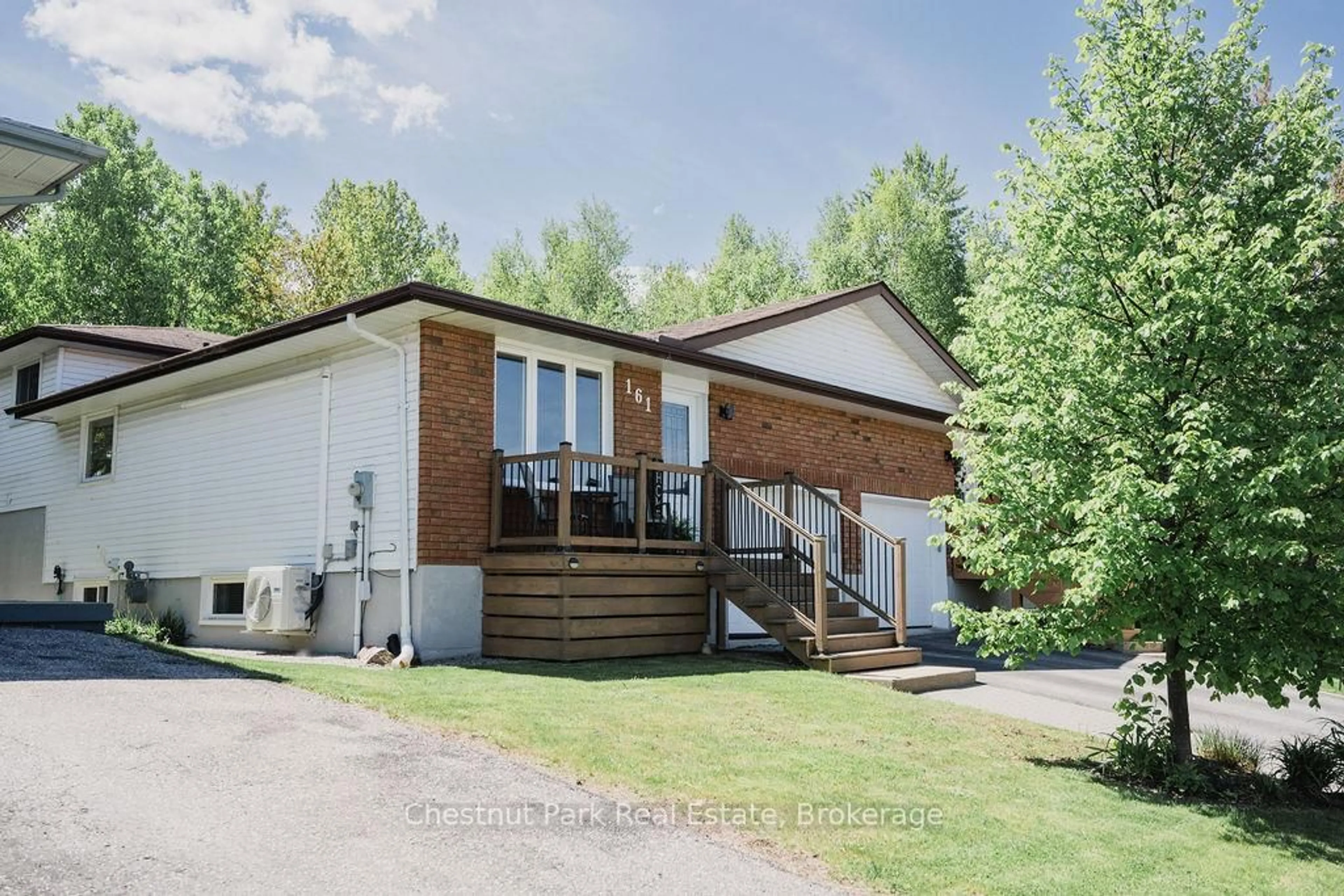 Home with vinyl exterior material, unknown for 161 Massey Dr, North Bay Ontario P1A 4G6