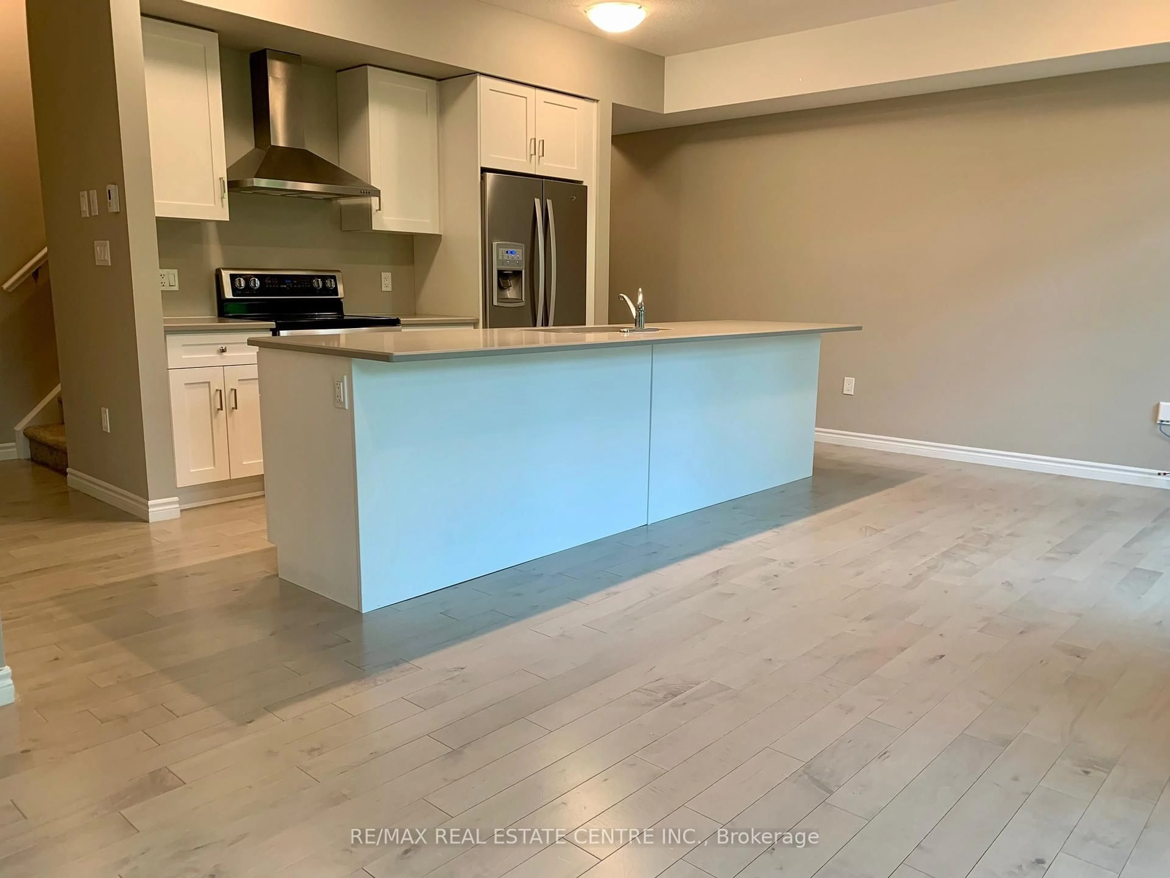 Open concept kitchen, unknown for 107 Westra Dr #49, Guelph Ontario N1K 1Z7