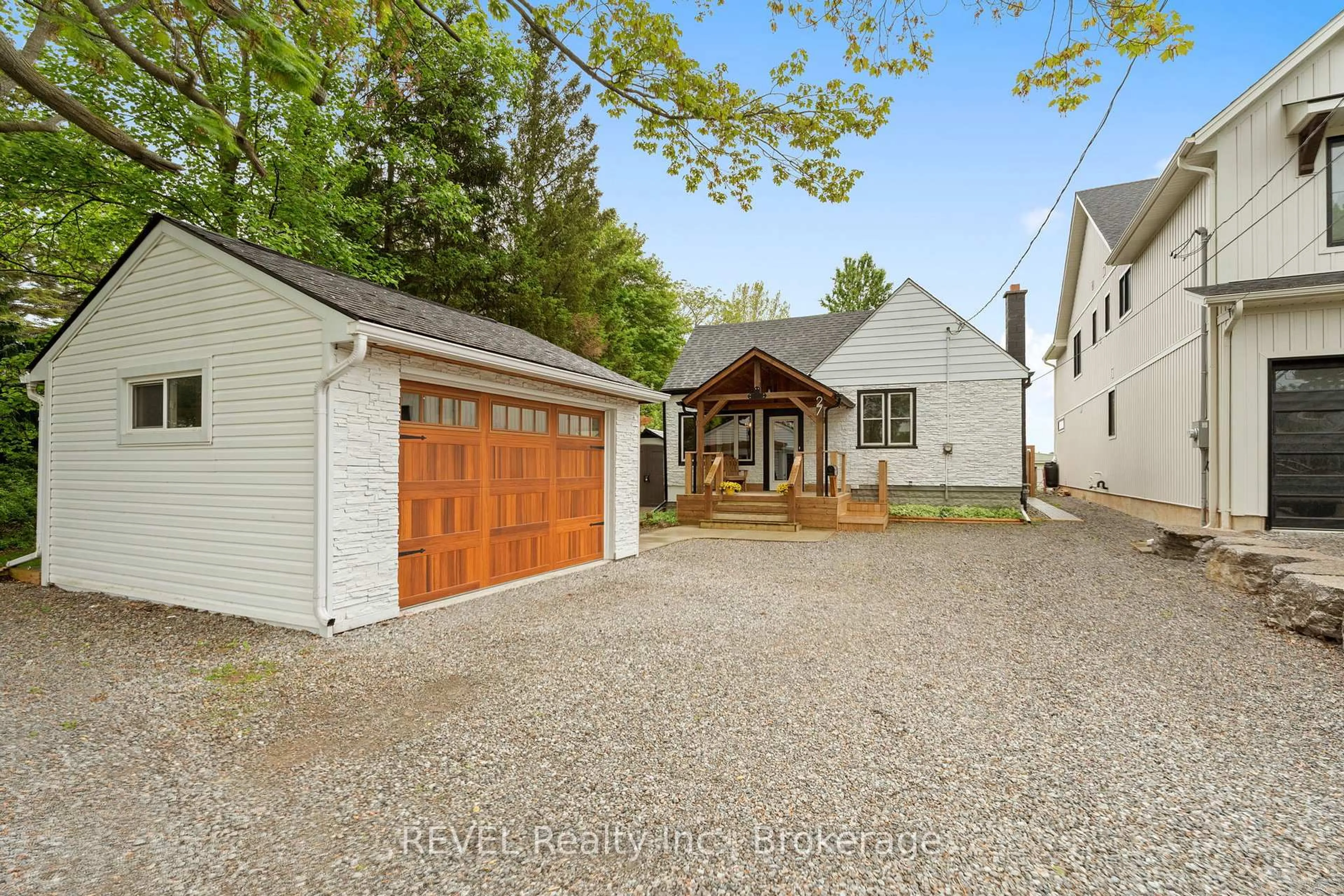 Unknown for 27 Sumbler Rd, Welland Ontario L3C 3P1