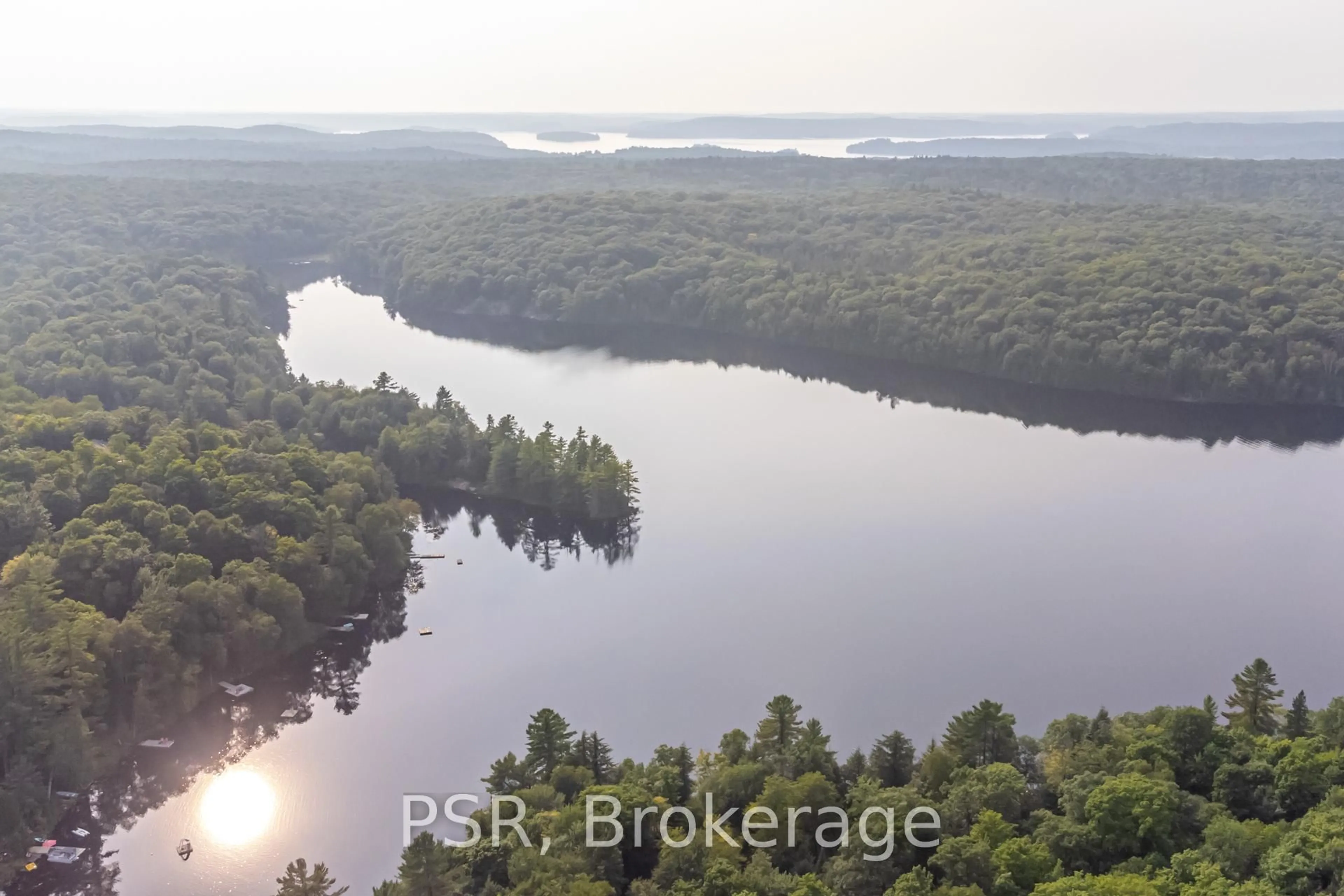 Blurry image for 1027 NORTH PINE Dr, Lake of Bays Ontario P0A 1E0