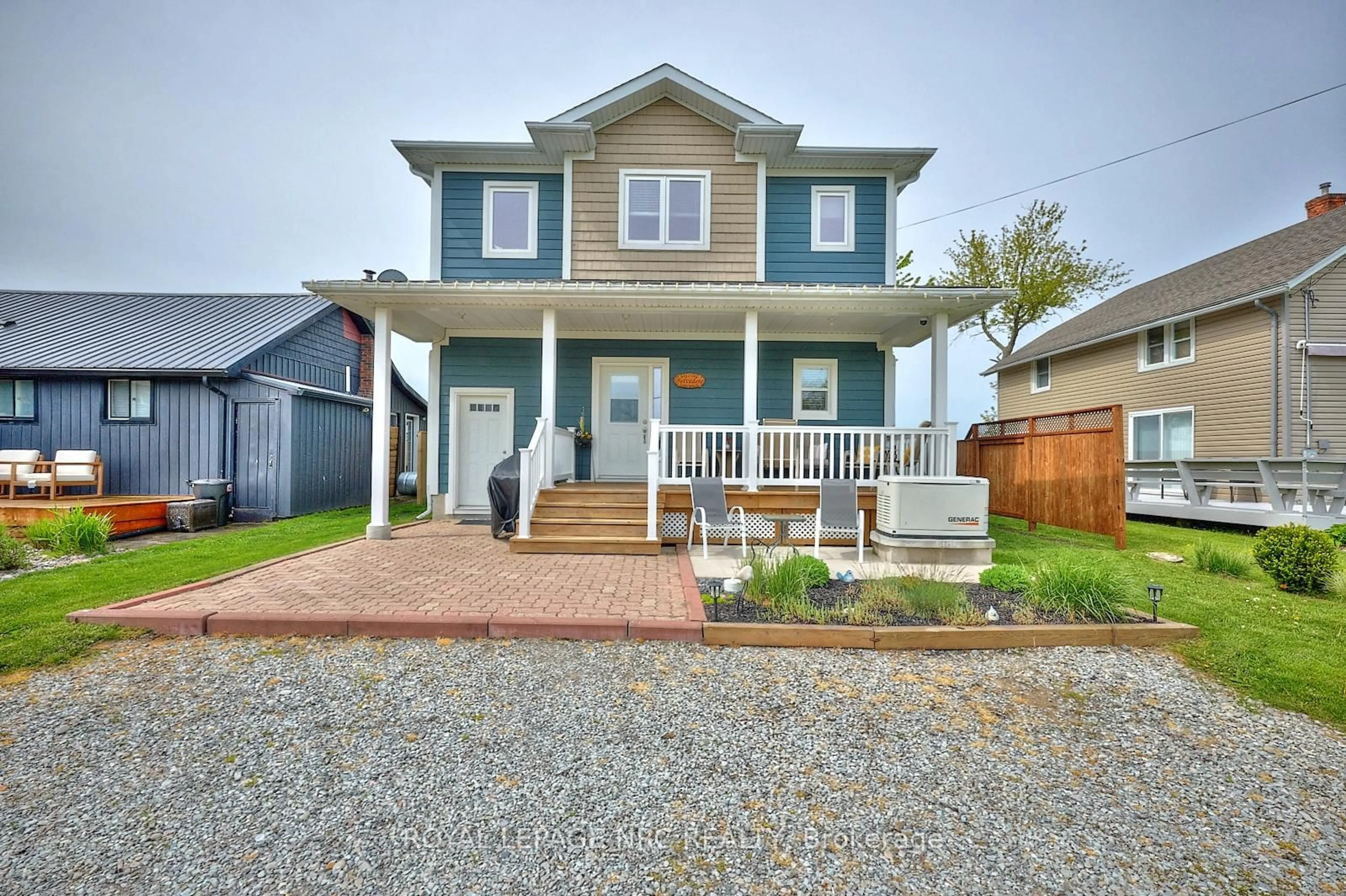 Home with vinyl exterior material, street for 11565 Beach Rd, Wainfleet Ontario L0S 1V0