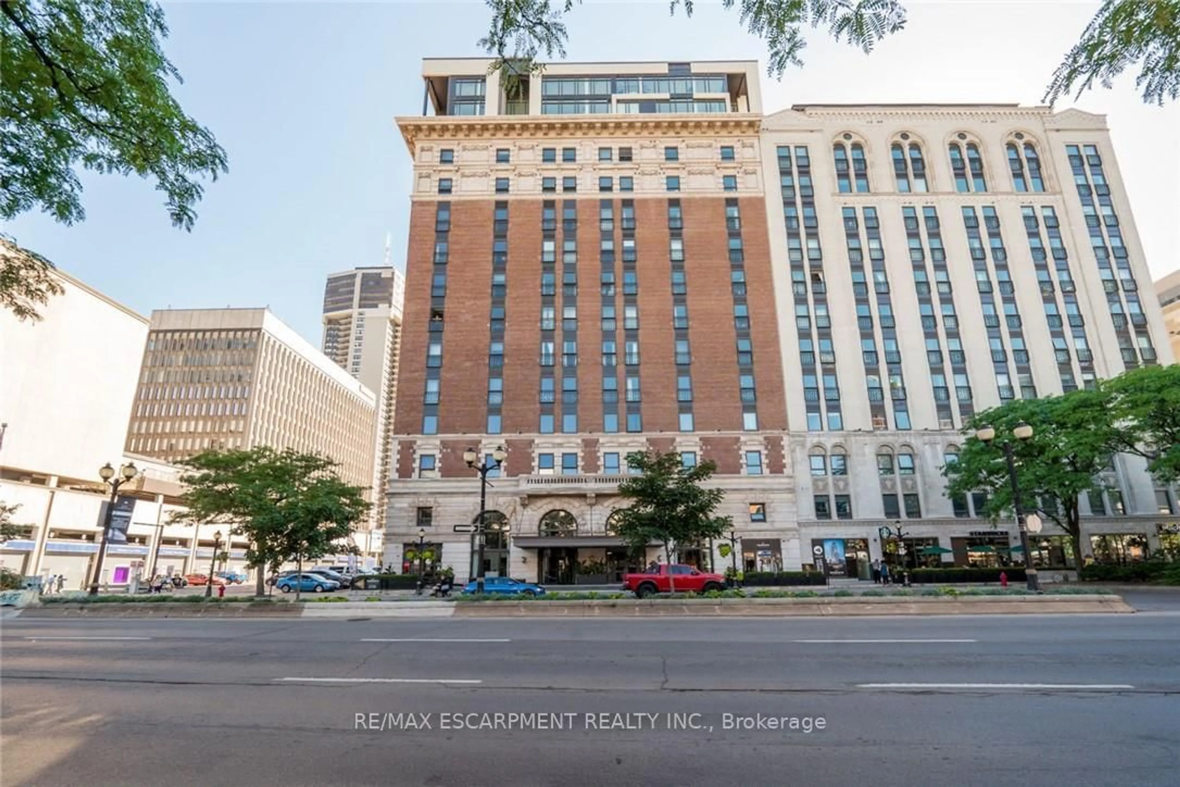 Lobby for 112 King St #705, Hamilton Ontario L8N 1A8