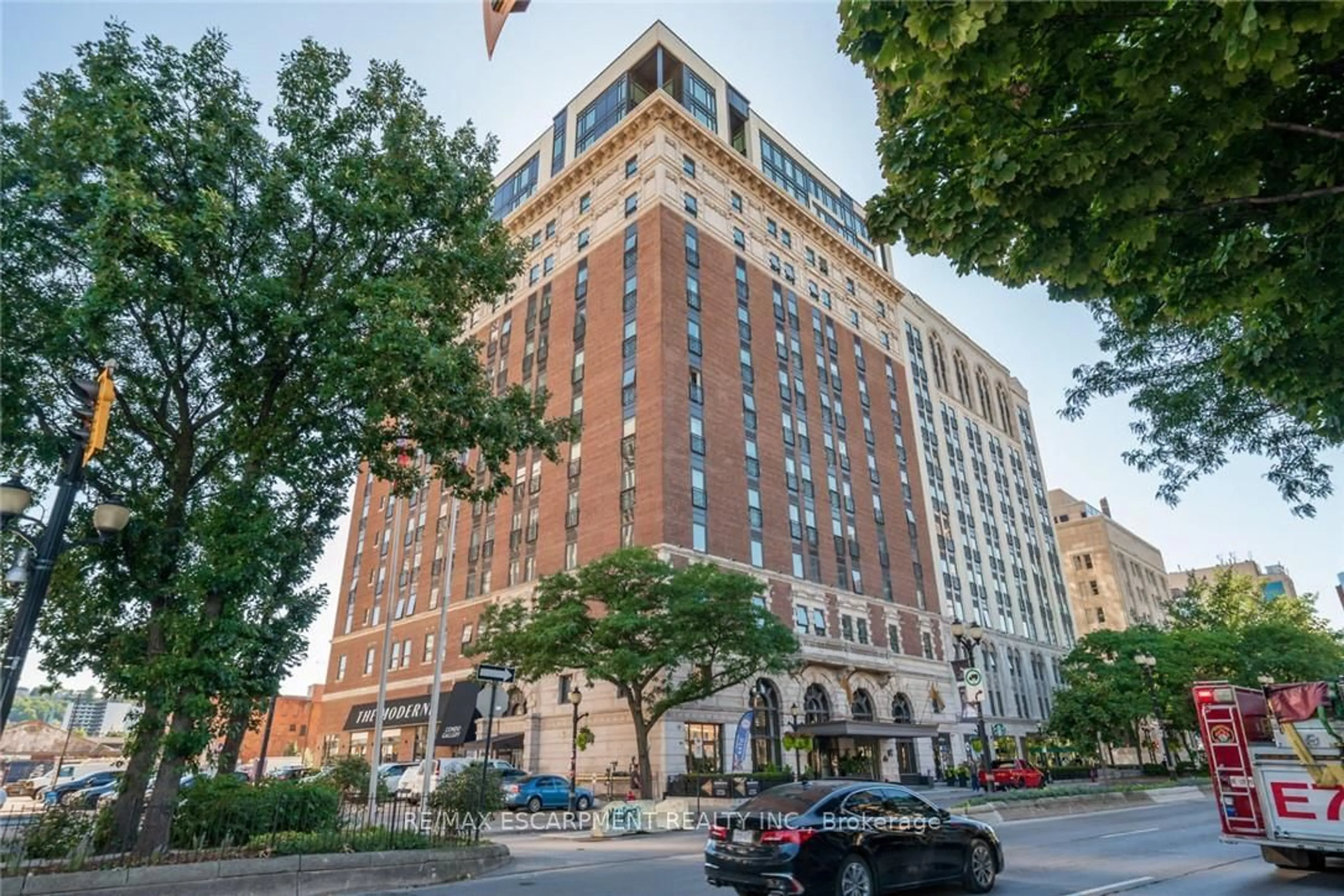 Lobby for 112 King St #705, Hamilton Ontario L8N 1A8