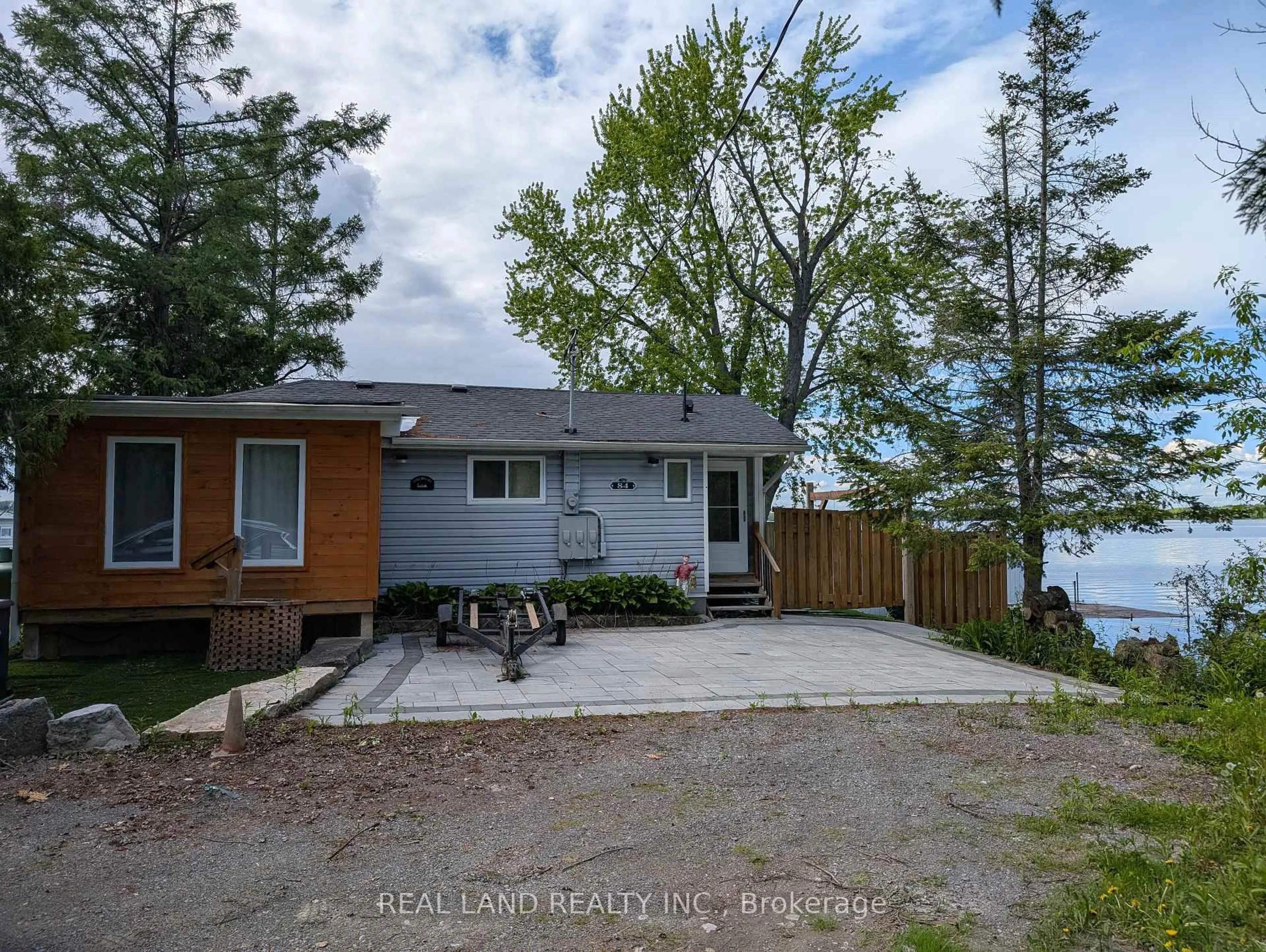 A pic from outside/outdoor area/front of a property/back of a property/a pic from drone, water/lake/river/ocean view for 84 Parker Dr, Roseneath, Alnwick/Haldimand Ontario K0K 2X0