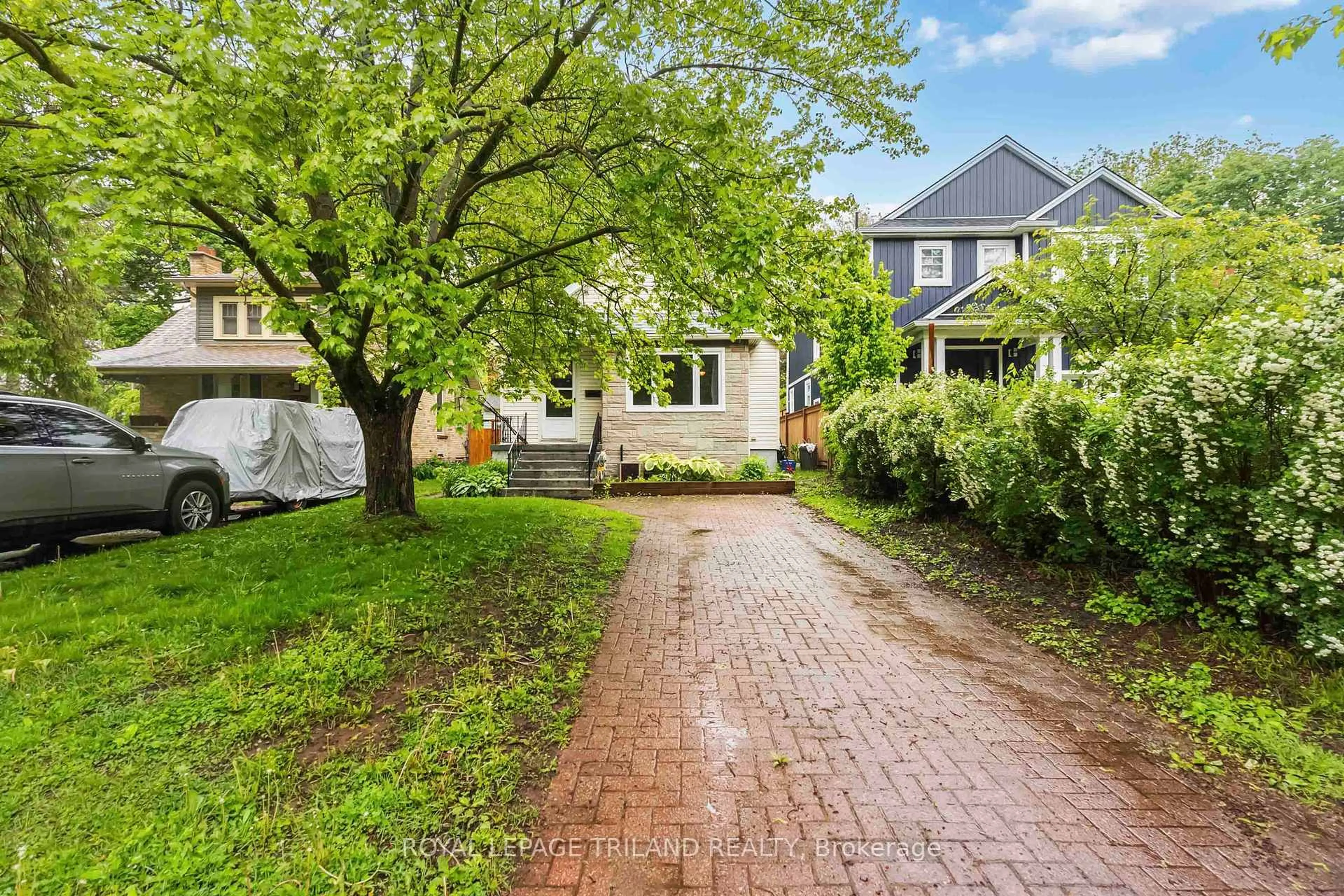 Home with brick exterior material, street for 144 Victoria St, London East Ontario N6A 2B7