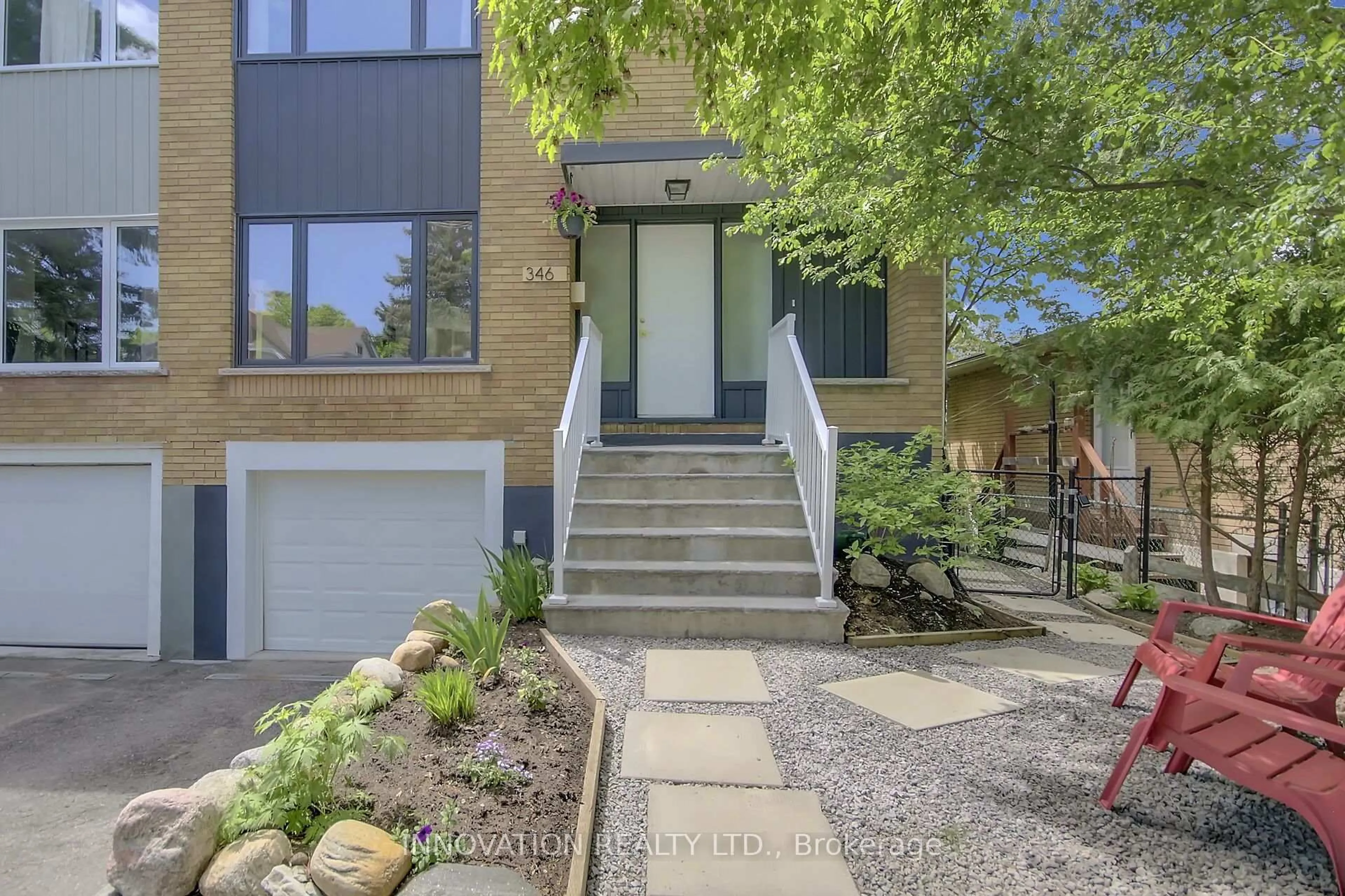 Home with brick exterior material, street for 346 Britannia Rd, Ottawa Ontario K2B 5X8