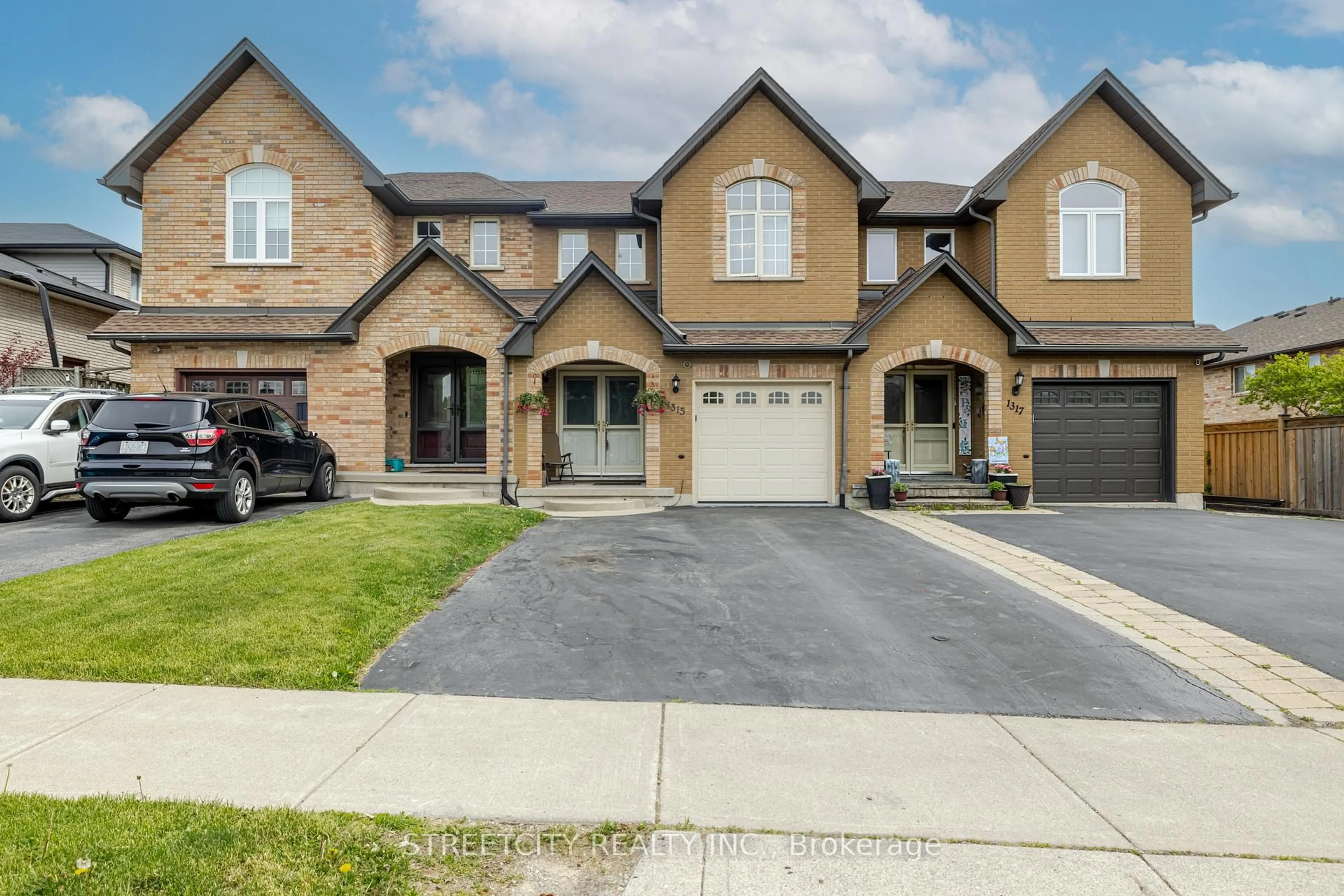 Home with brick exterior material, street for 1315 Limeridge Rd, Hamilton Ontario L8W 1L5