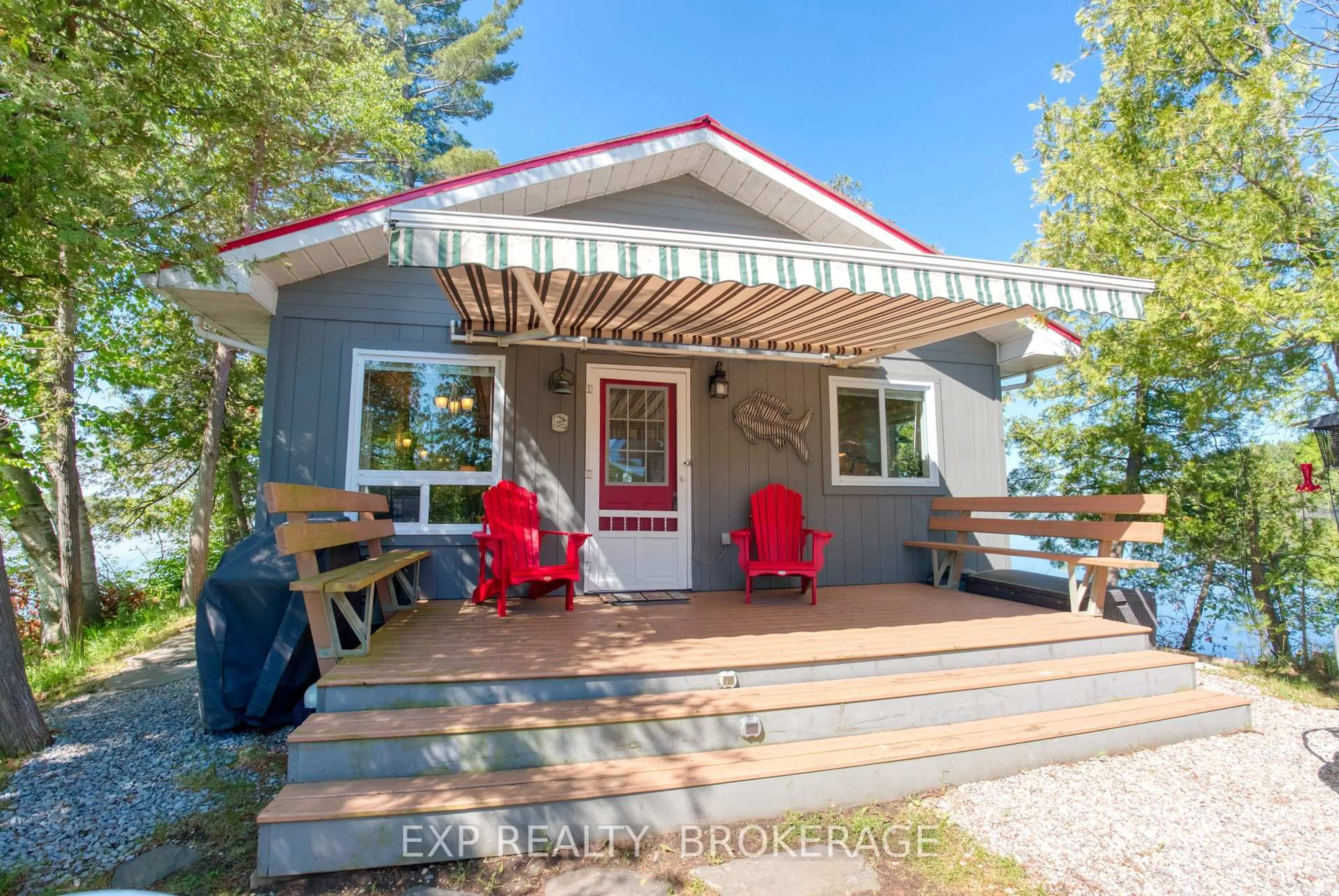 Patio, unknown for 832 Sharbot Lake N/A, Mountain Grove Ontario K0H 2E0