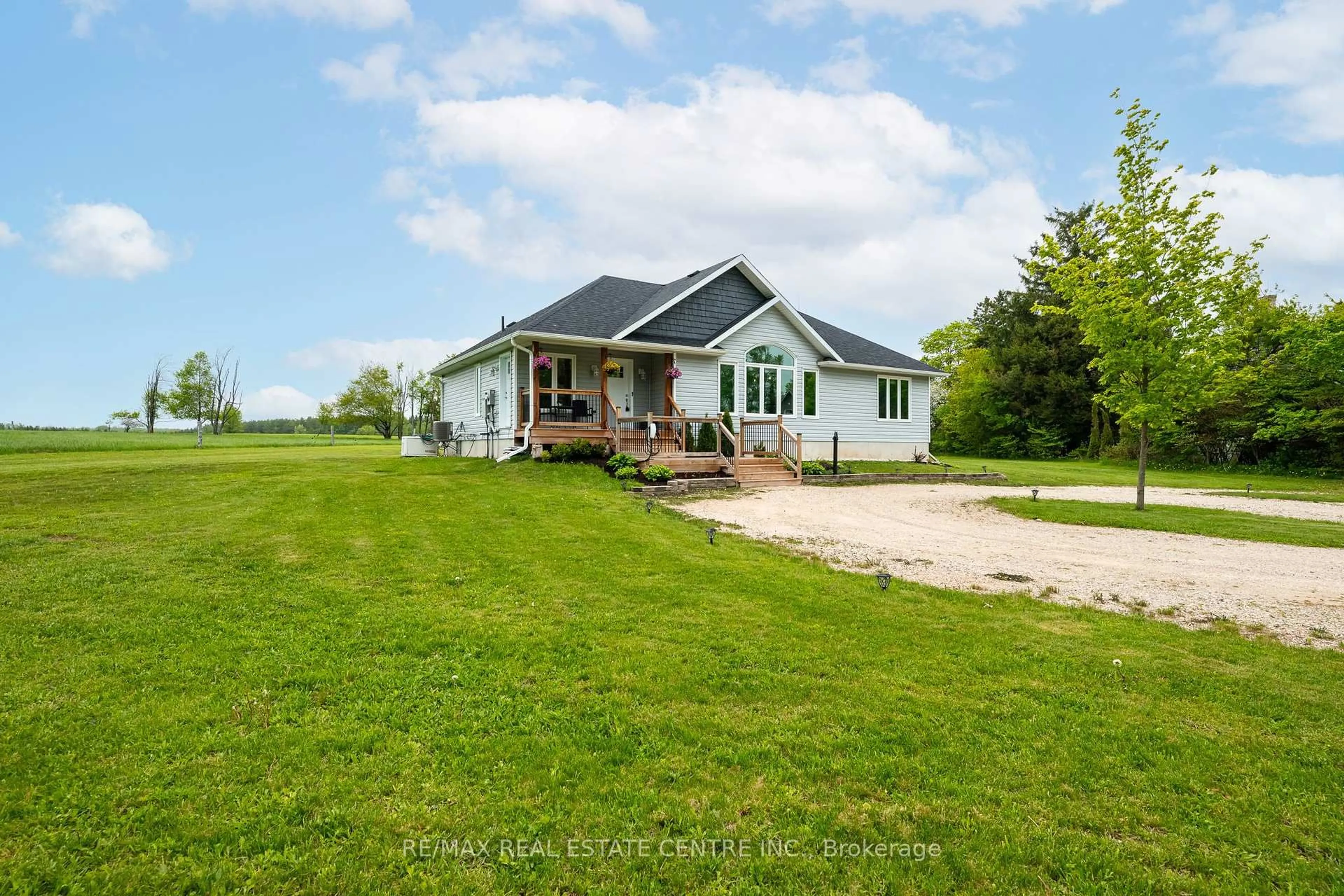 A pic from outside/outdoor area/front of a property/back of a property/a pic from drone, water/lake/river/ocean view for 681169 Sideroad 260 Rd, Melancthon Ontario L9V 2M8