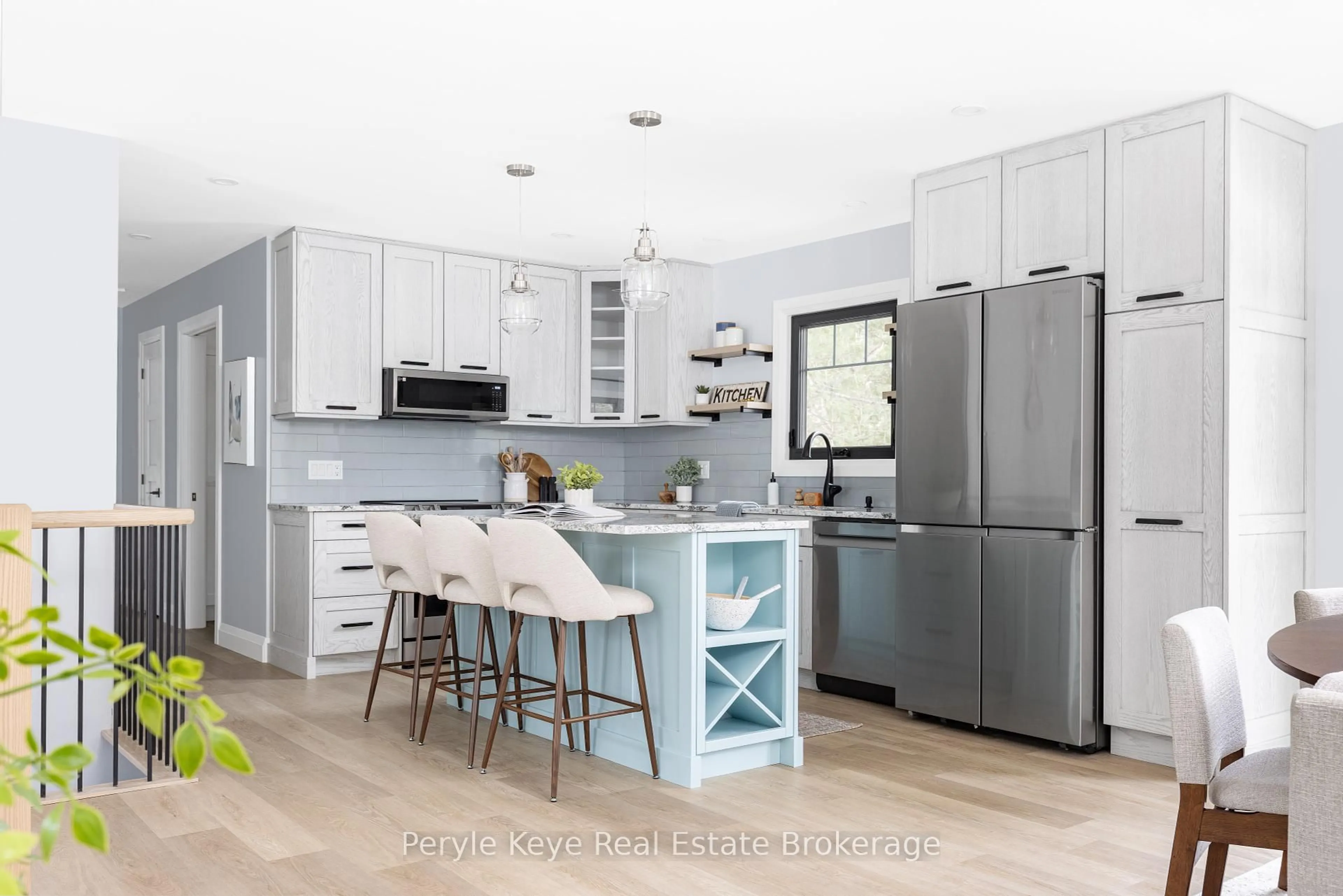 Open concept kitchen, unknown for 38 Andrea Dr, Bracebridge Ontario P1L 1C5