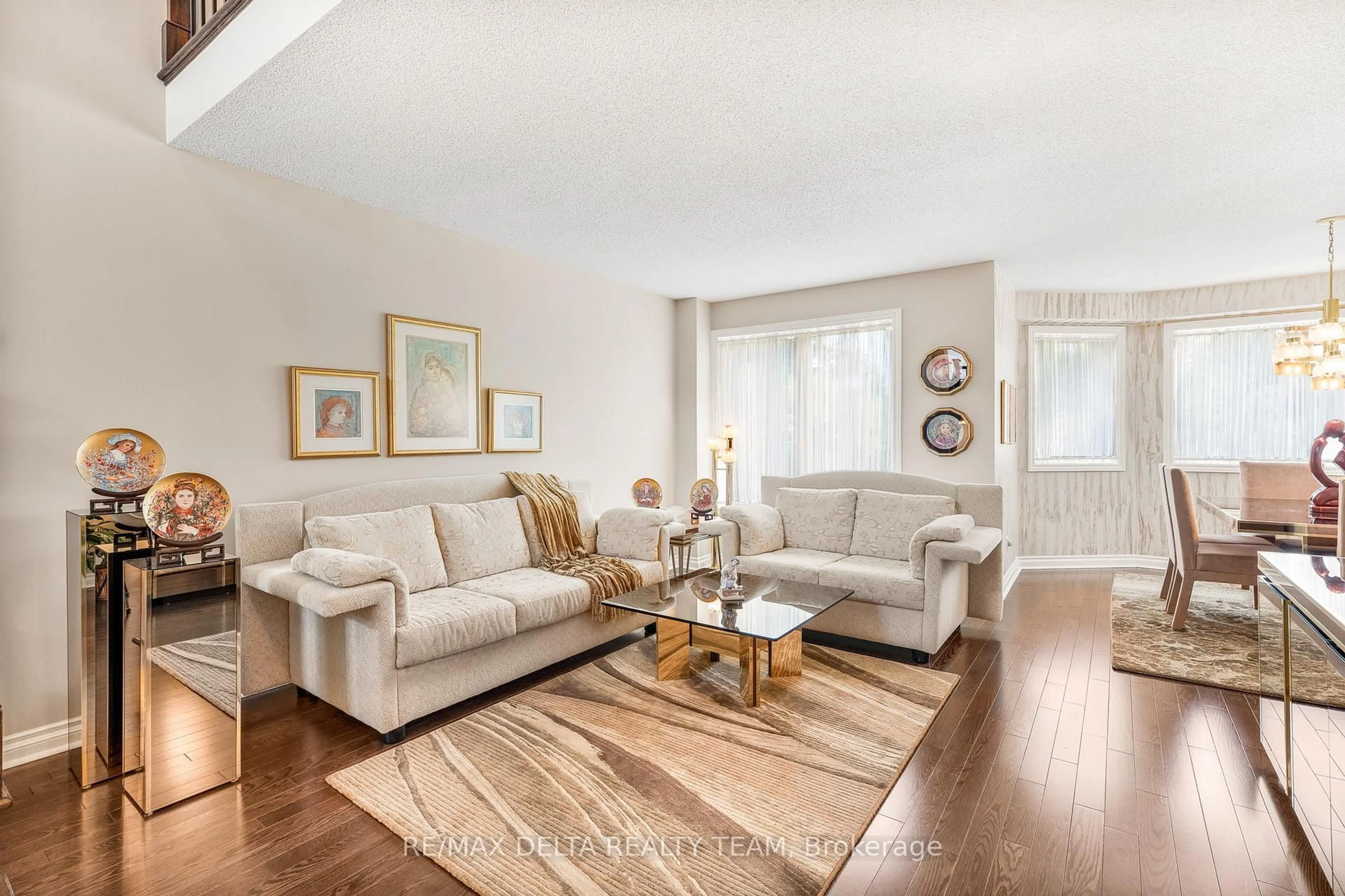 Living room with furniture, unknown for 1389 Norview Cres, Ottawa Ontario K4A 1Y4