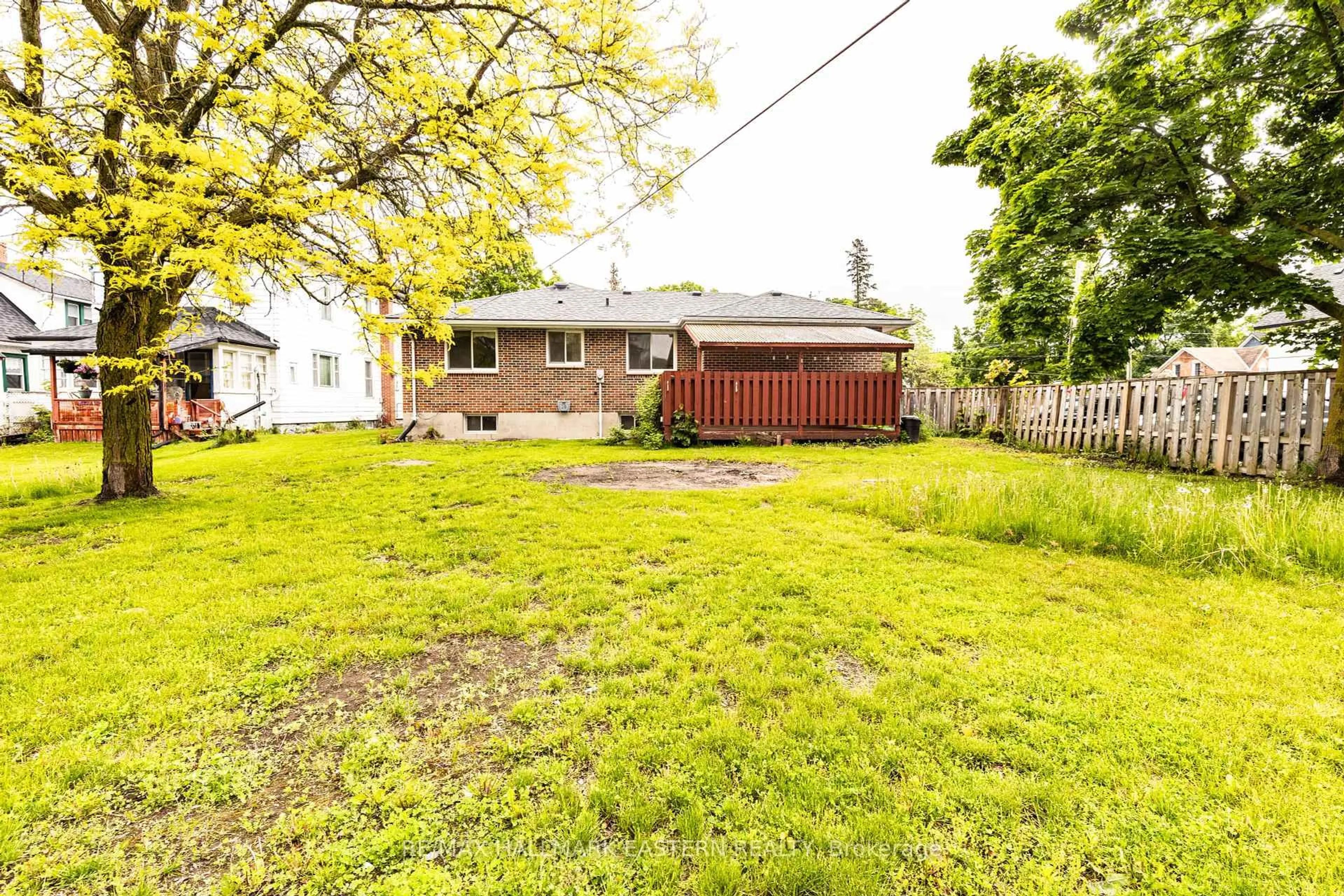 Patio, street for 66 Doxsee Ave, Trent Hills Ontario K0L 1L0