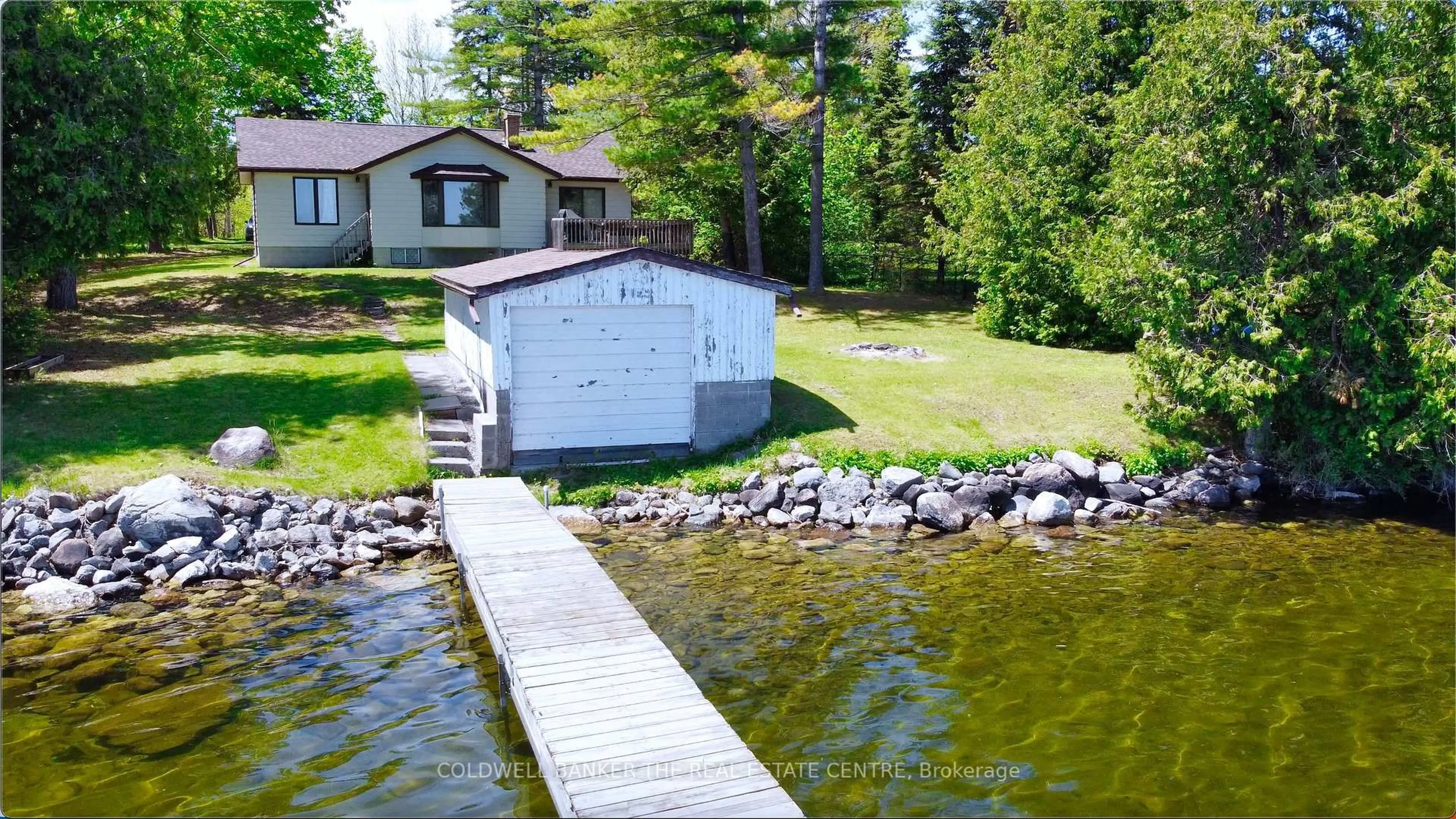 A pic from outside/outdoor area/front of a property/back of a property/a pic from drone, water/lake/river/ocean view for 17 Ebony St, Kawartha Lakes Ontario K0M 2B0
